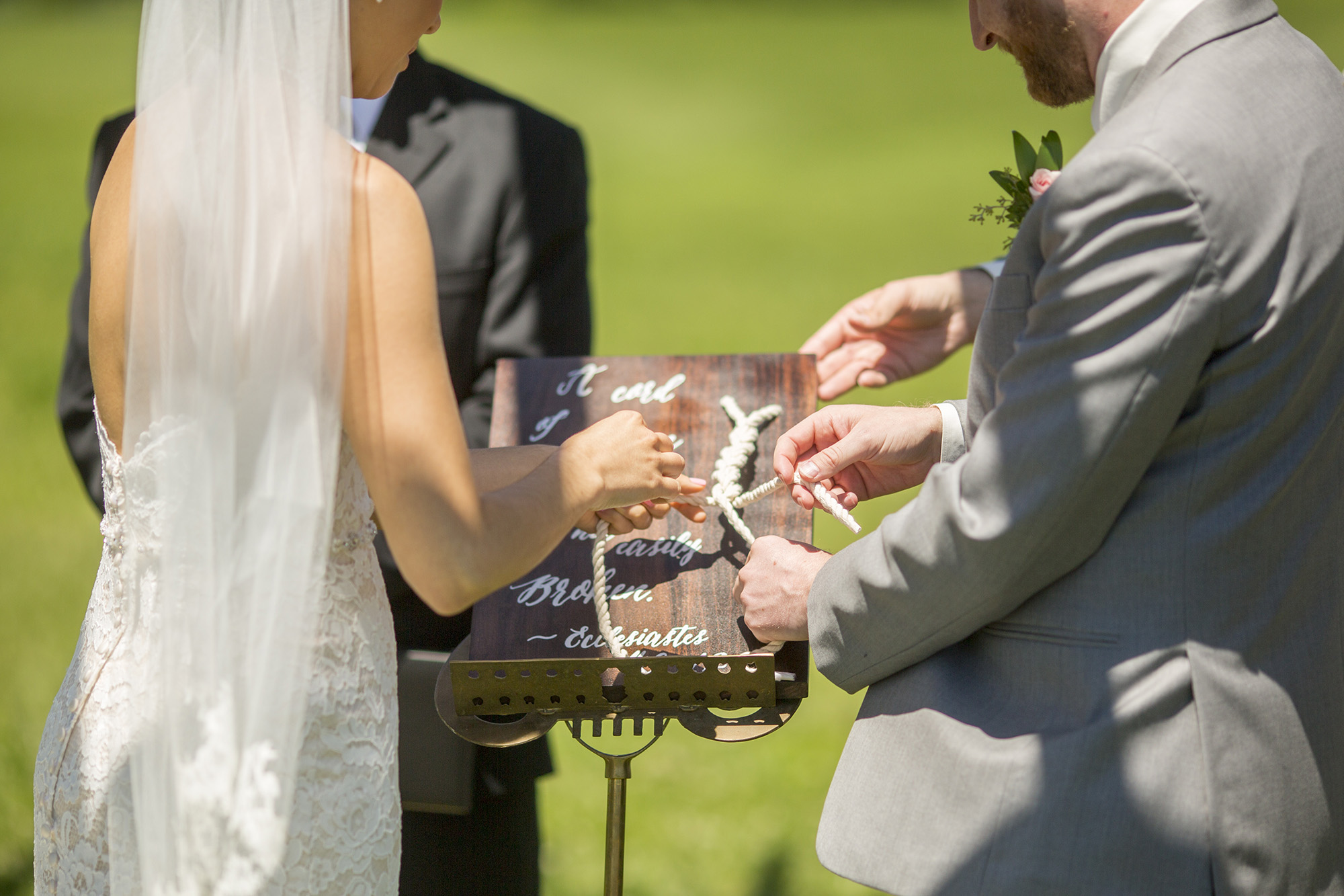 Seriously_Sabrina_Photography_Lexington_Kentucky_Talon_Winery_Wedding_Kjellsen68.jpg
