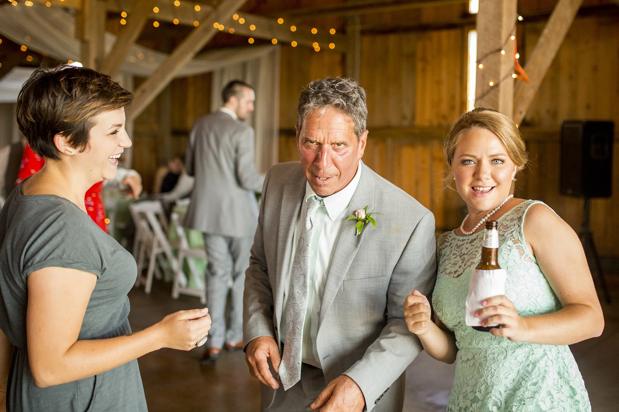 Seriously_Sabrina_Photography_Lexington_Kentucky_Talon_Winery_Wedding_Kjellsen117.jpg