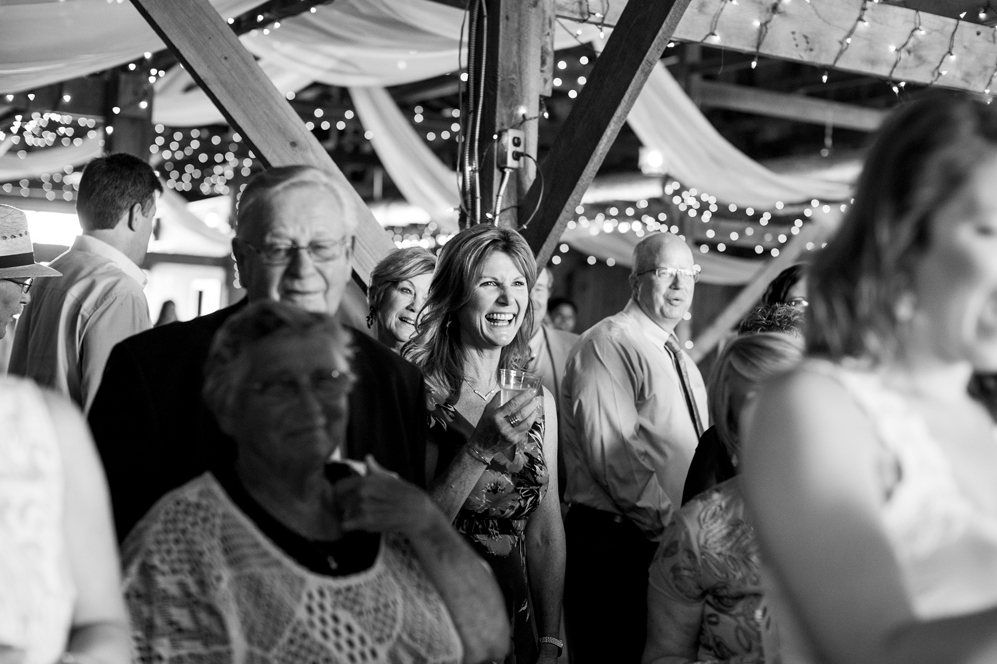 Seriously_Sabrina_Photography_Lexington_Kentucky_Talon_Winery_Wedding_Kjellsen124.jpg