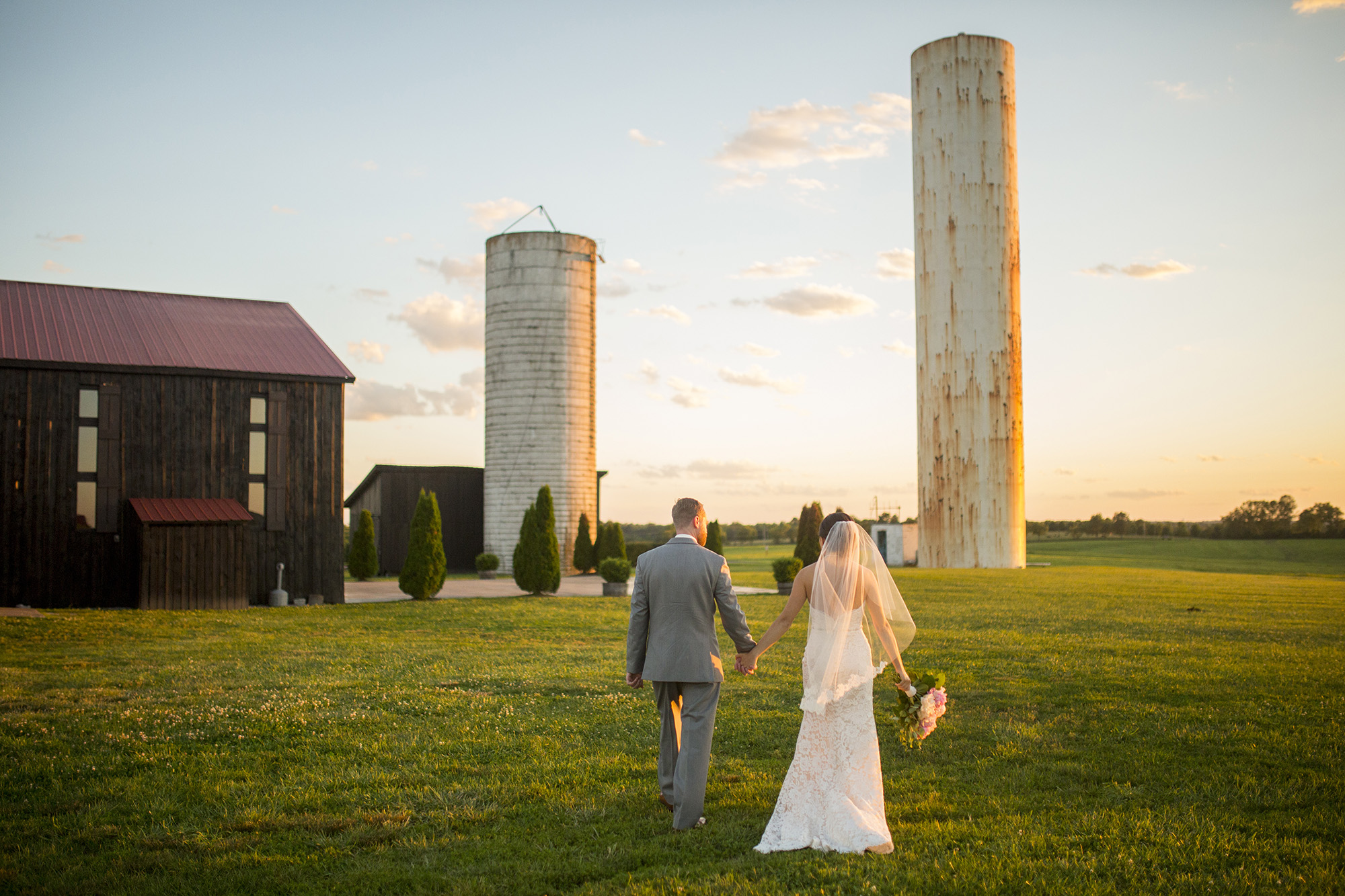 Seriously_Sabrina_Photography_Lexington_Kentucky_Talon_Winery_Wedding_Kjellsen169.jpg