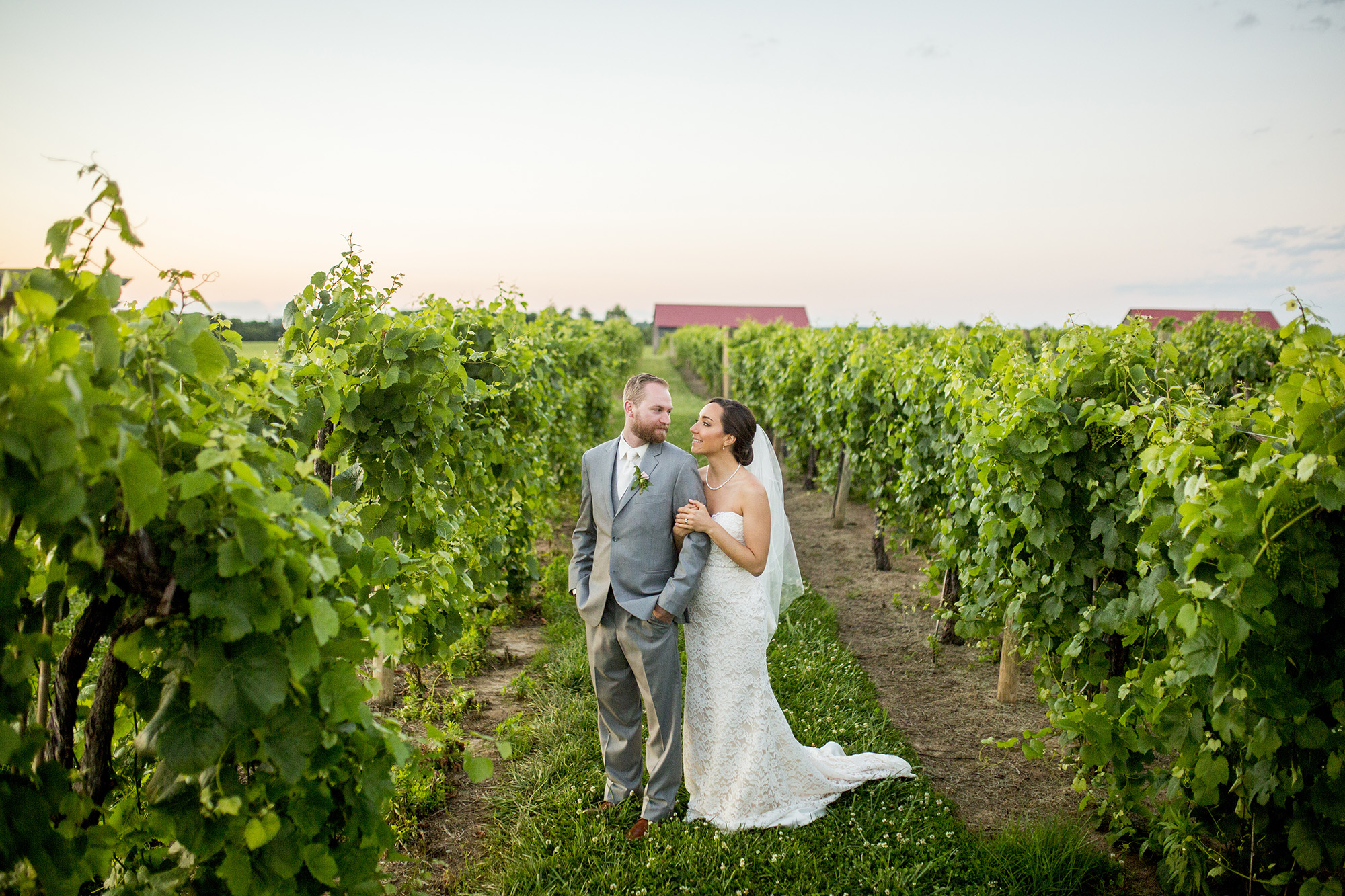 Seriously_Sabrina_Photography_Lexington_Kentucky_Talon_Winery_Wedding_Kjellsen168.jpg