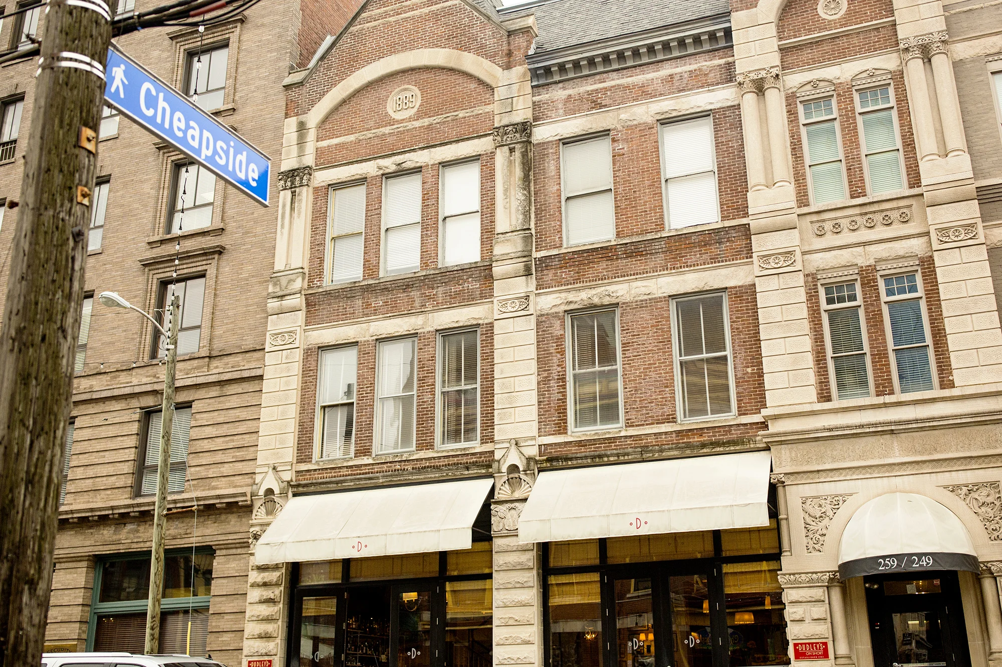 Seriously_Sabrina_Photography_Lexington_Kentucky_Dudleys_Downtown_Intimate_Wedding_AP3.jpg