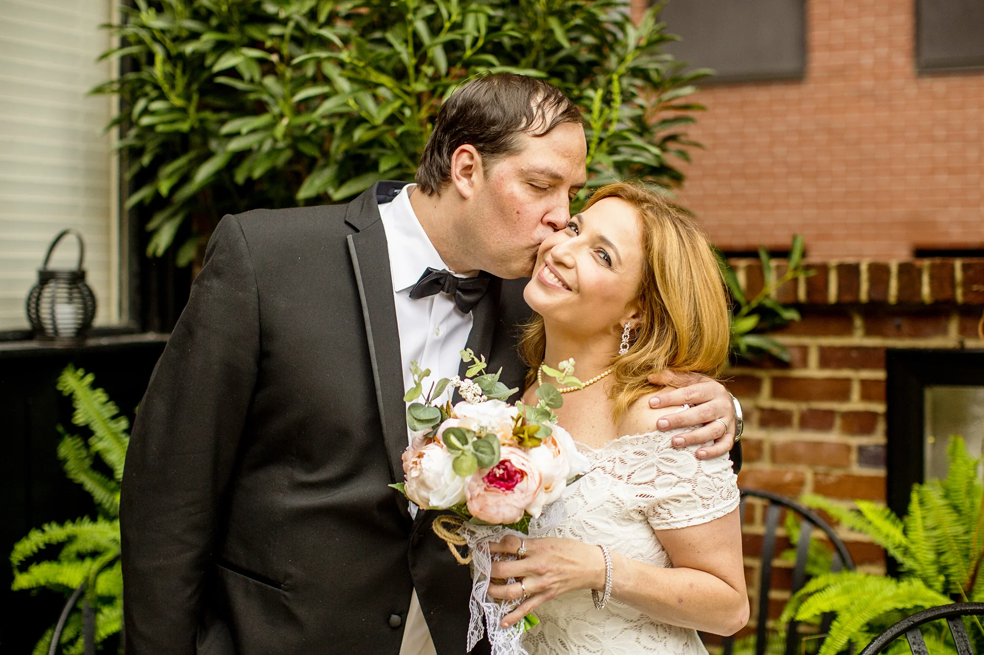 Seriously_Sabrina_Photography_Lexington_Kentucky_Dudleys_Downtown_Intimate_Wedding_AP28.jpg