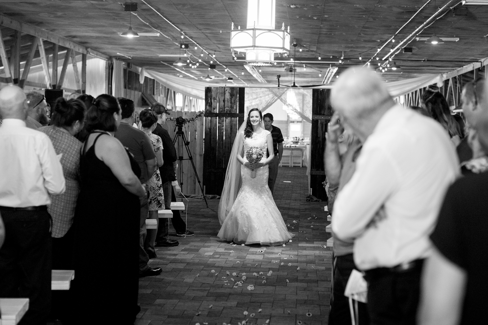 Seriously_Sabrina_Photography_Bowling_Green_Kentucky_Highland_Stables_Wedding_Wolff89.jpg