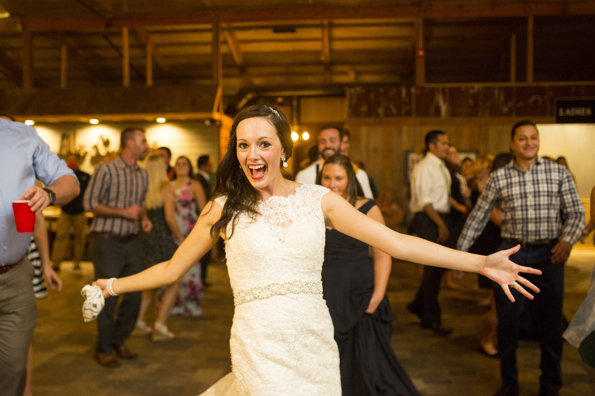 Seriously_Sabrina_Photography_Bowling_Green_Kentucky_Highland_Stables_Wedding_Wolff195.jpg
