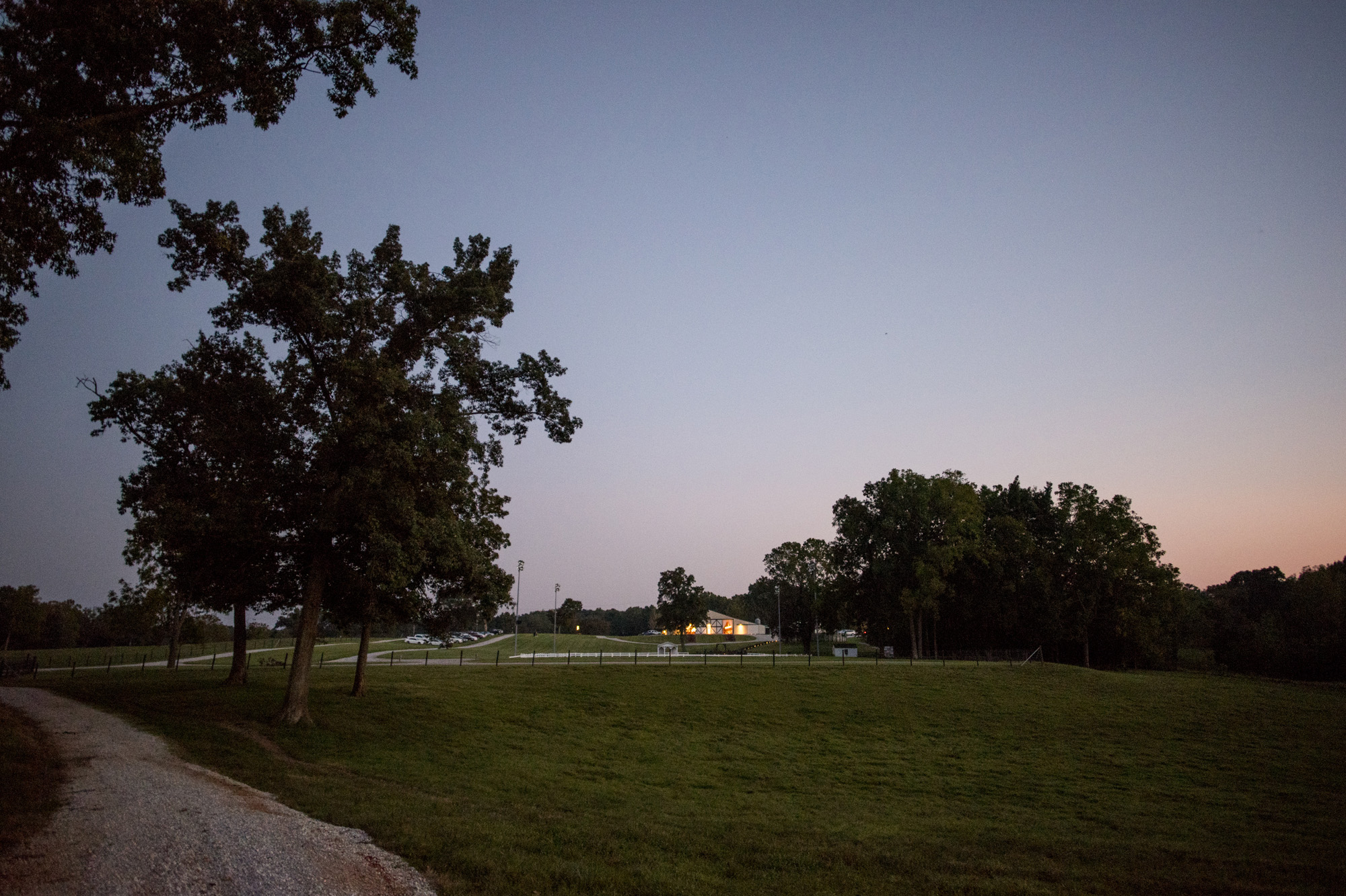 Seriously_Sabrina_Photography_Bowling_Green_Kentucky_Highland_Stables_Wedding_Wolff211.jpg