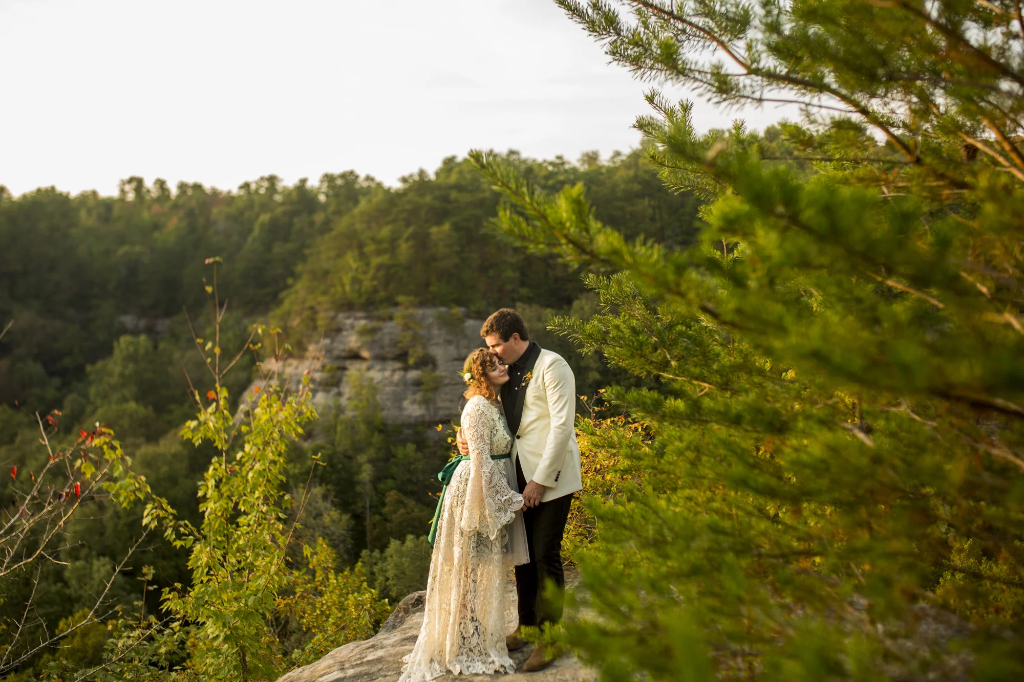 Seriously_Sabrina_Photography_Red_River_Gorge_Kentucky_Wedding_ShawnDana160.jpg