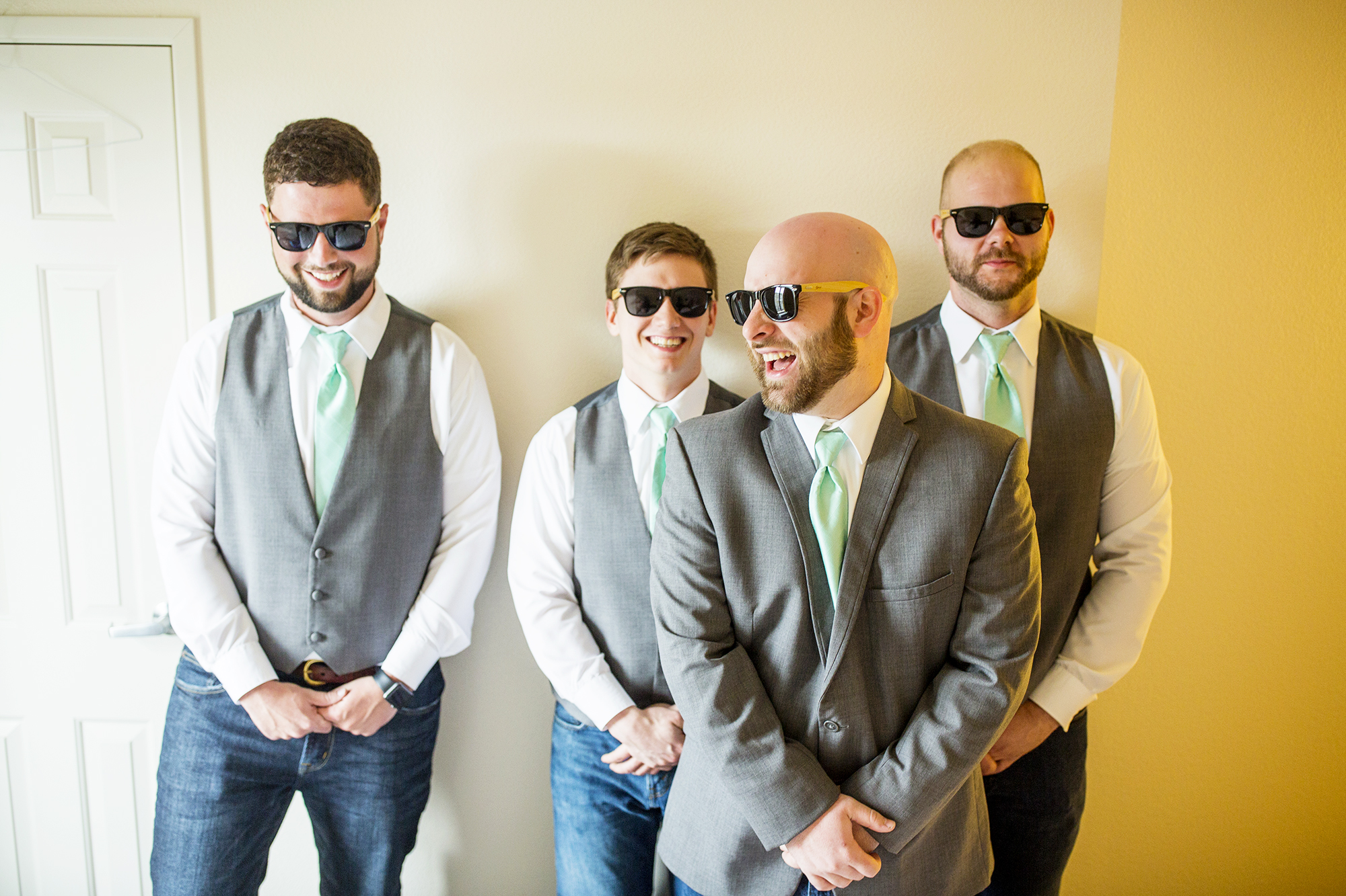 Seriously_Sabrina_Photography_Lexington_Kentucky_Red_Barn_Red_Mile_Wedding_Detoma15.jpg