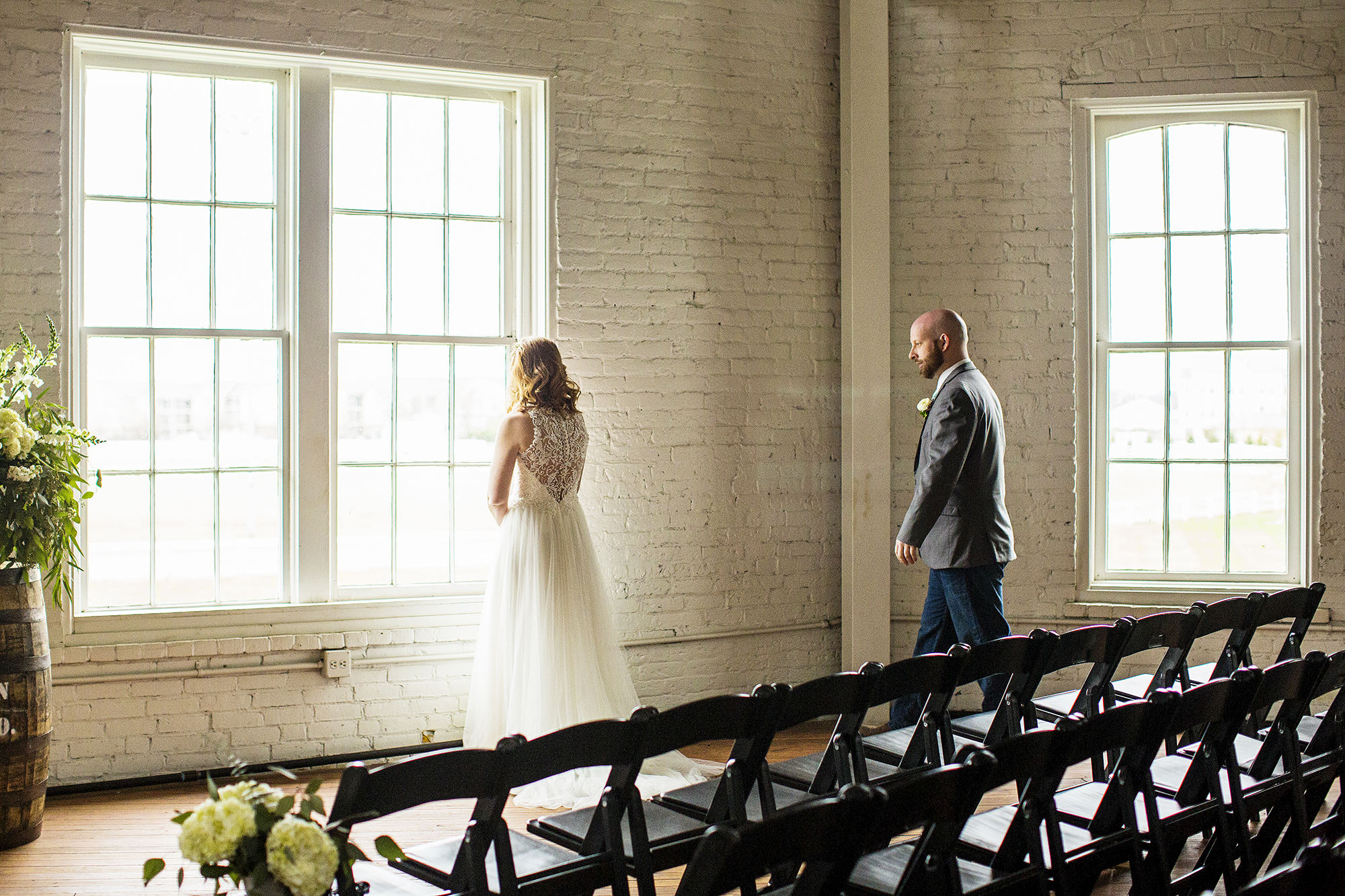 Seriously_Sabrina_Photography_Lexington_Kentucky_Red_Barn_Red_Mile_Wedding_Detoma32.jpg