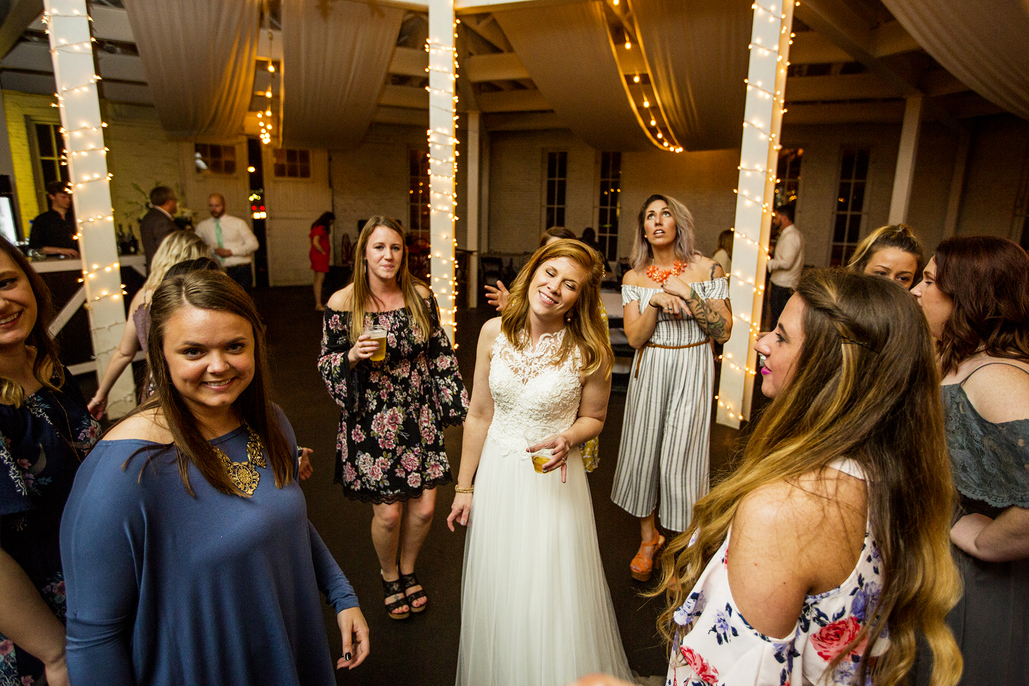 Seriously_Sabrina_Photography_Lexington_Kentucky_Red_Barn_Red_Mile_Wedding_Detoma102.jpg