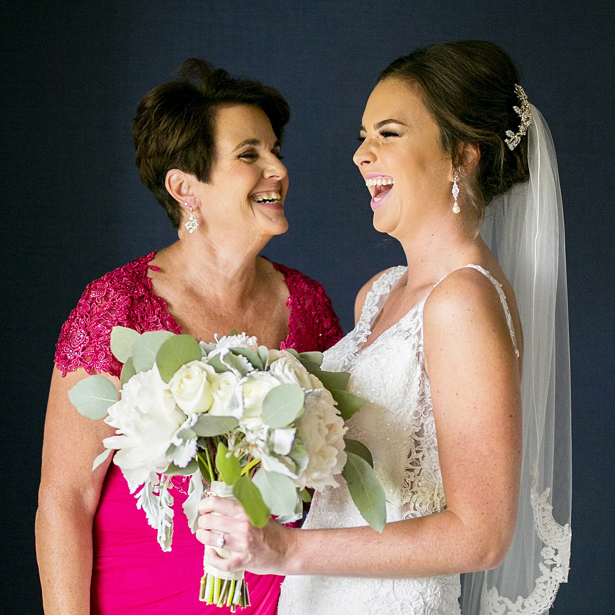 Seriously_Sabrina_Photography_Lexington _Kentucky_Limestone_Hall_Wedding_Rogers28.jpg