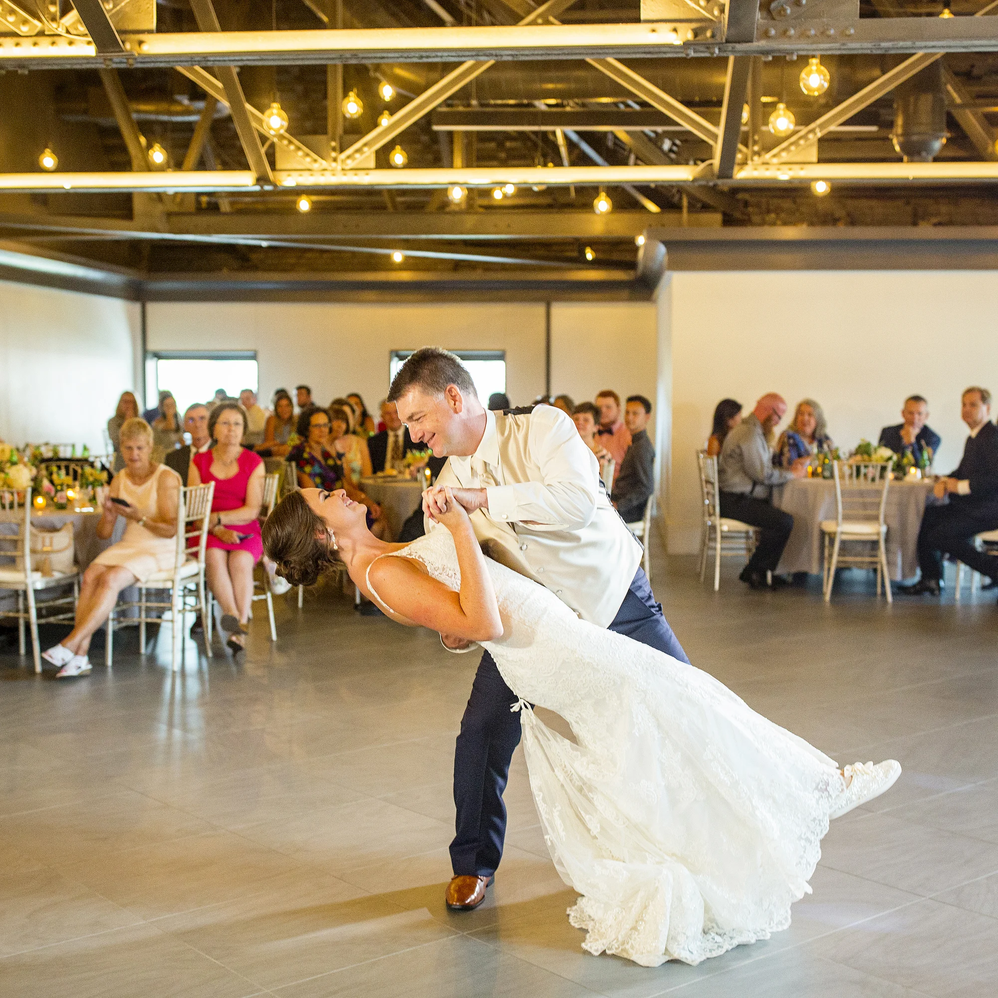 Seriously_Sabrina_Photography_Lexington _Kentucky_Limestone_Hall_Wedding_Rogers104.jpg