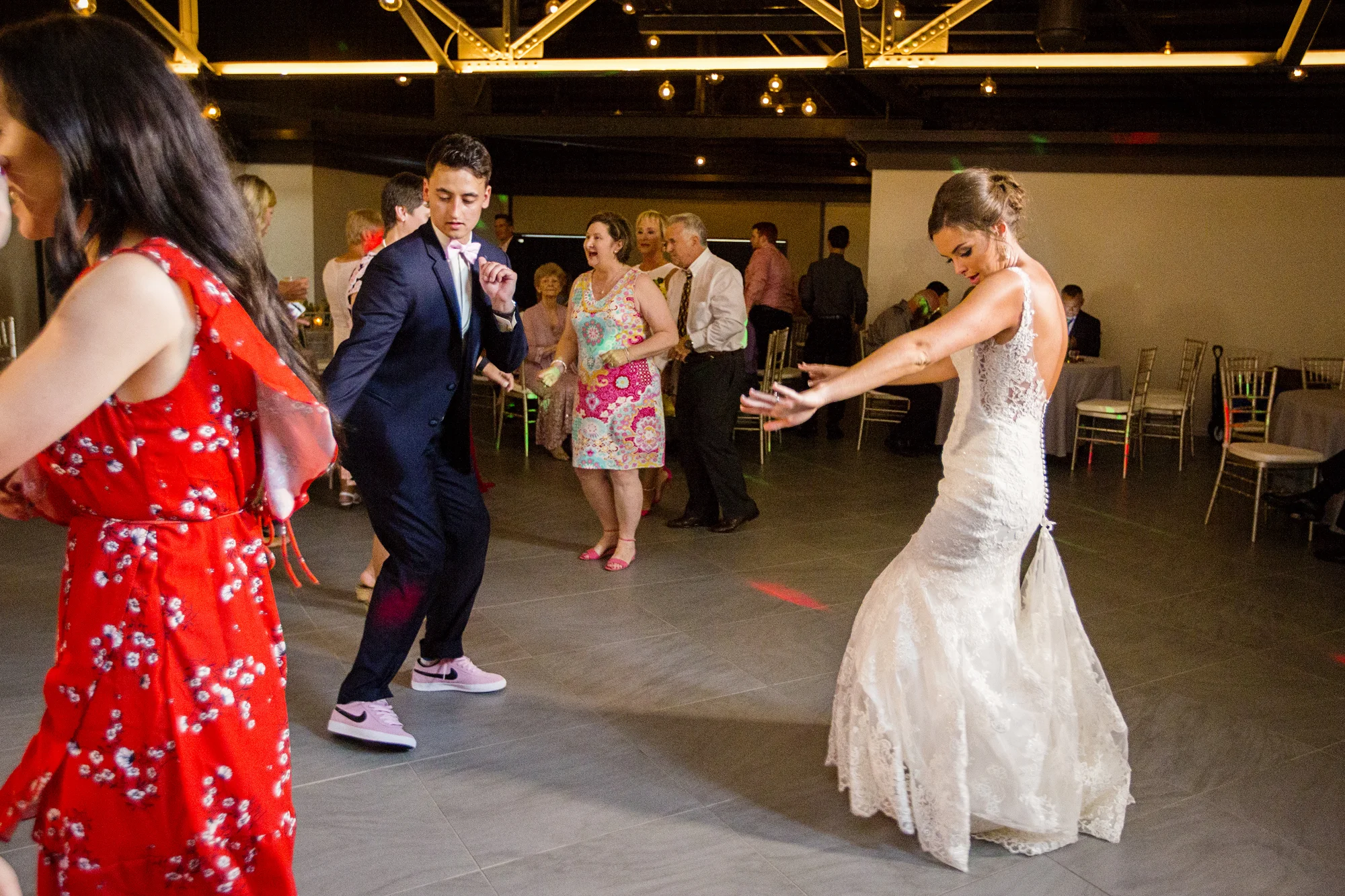 Seriously_Sabrina_Photography_Lexington _Kentucky_Limestone_Hall_Wedding_Rogers109.jpg