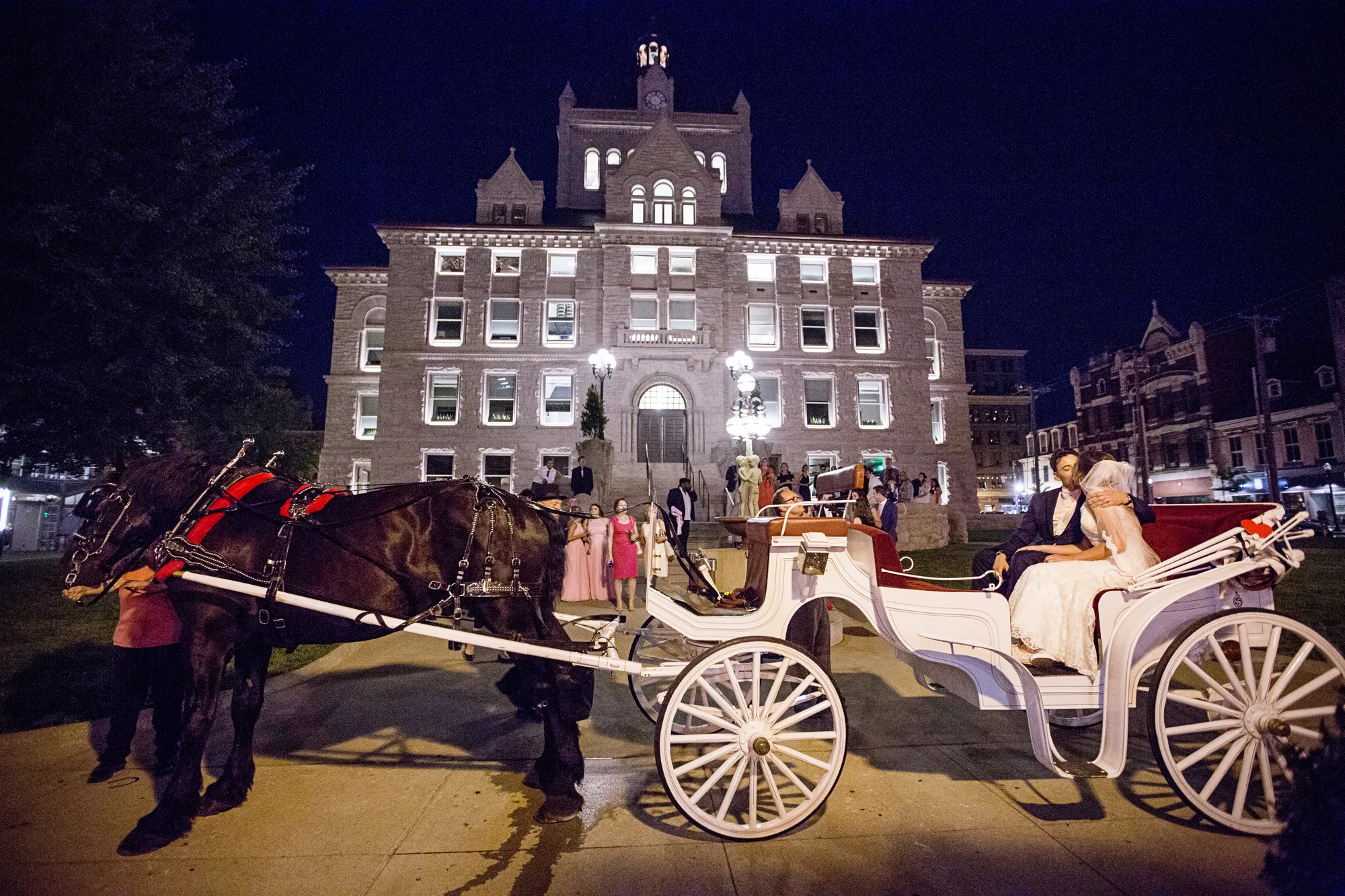 Seriously_Sabrina_Photography_Lexington _Kentucky_Limestone_Hall_Wedding_Rogers168.jpg
