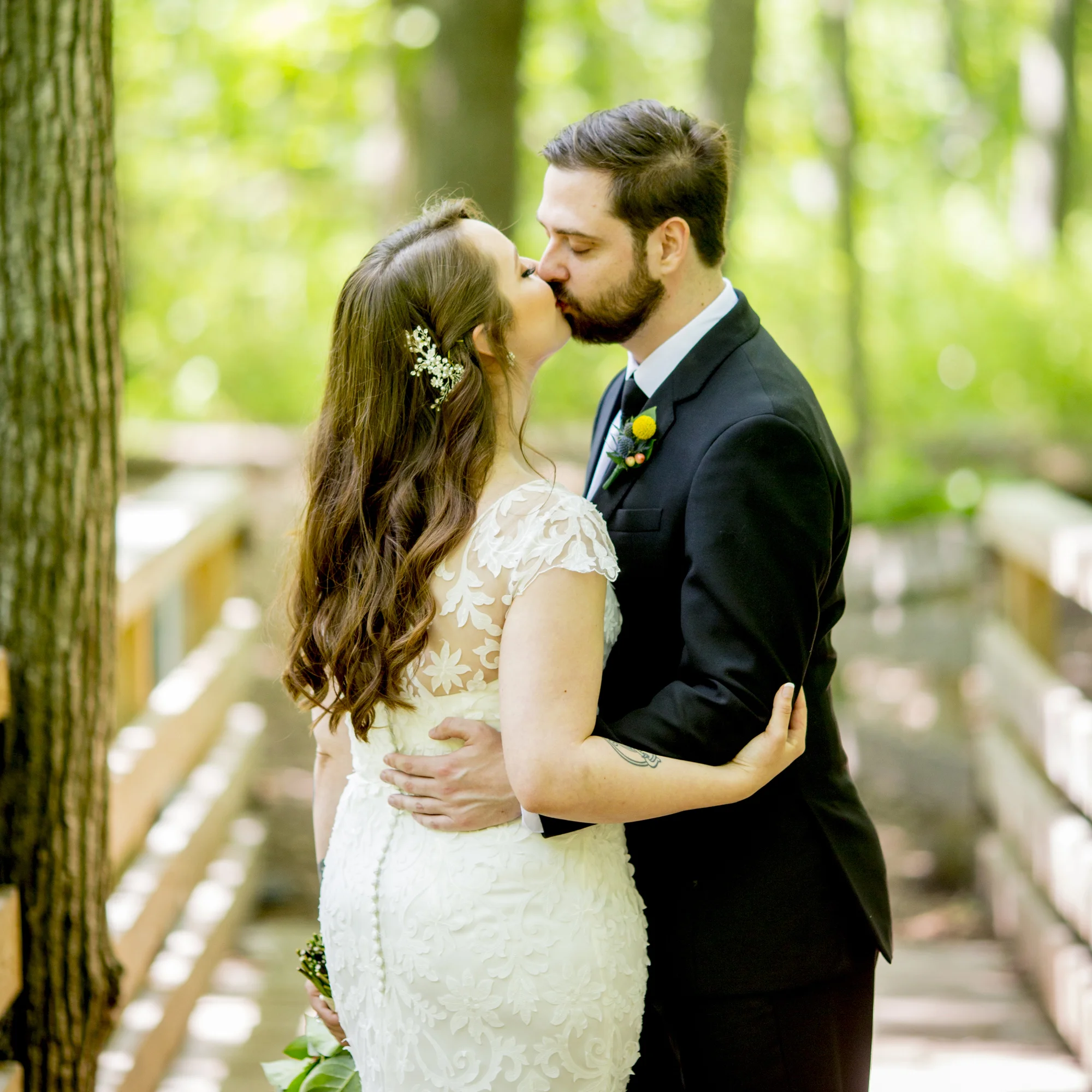 Seriously_Sabrina_Photography_Milwaukee_Wisconsin_Wedding_Schlitz_Audubon_Nature_Center_BrunderRife29.jpg