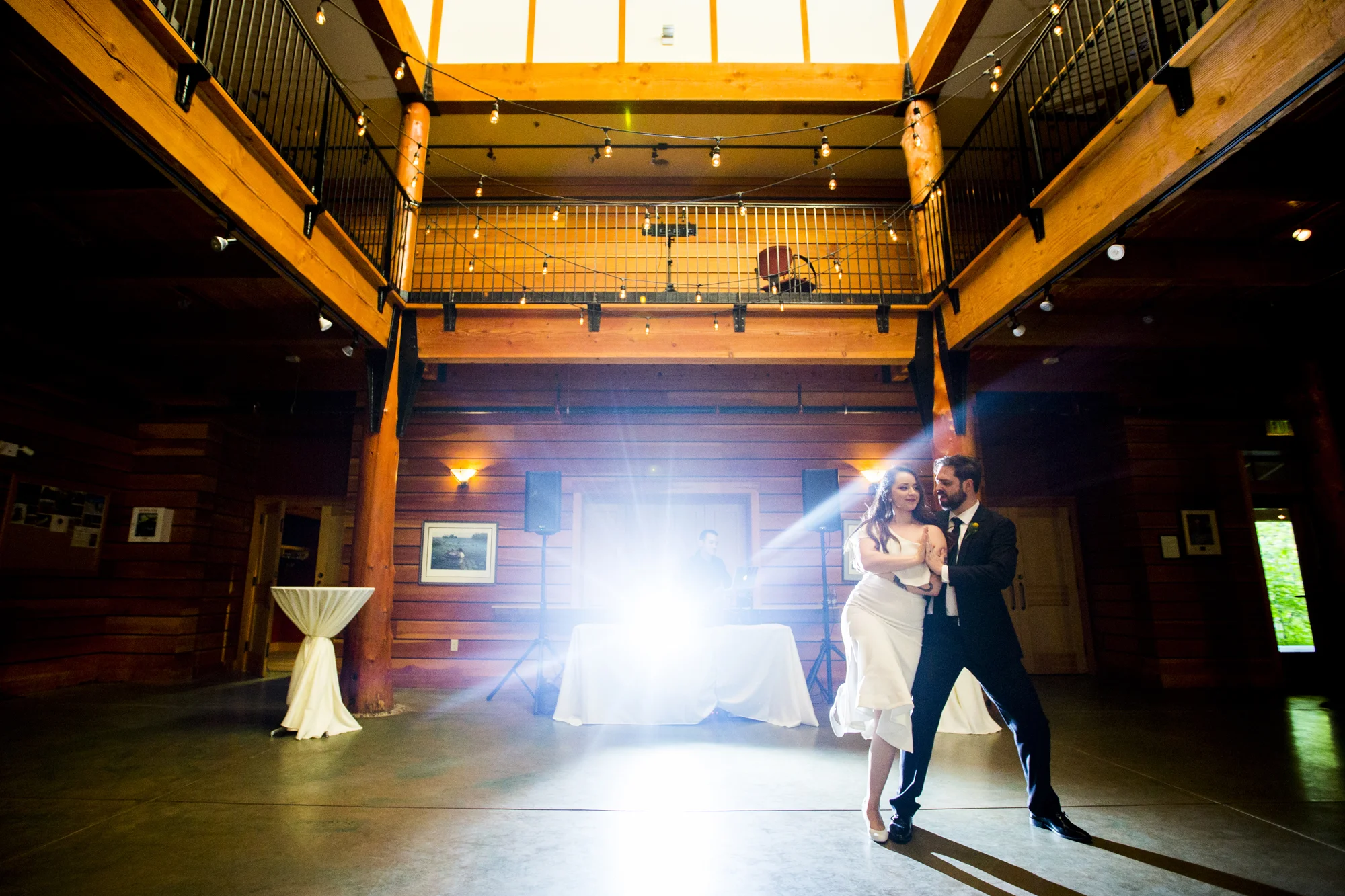 Seriously_Sabrina_Photography_Milwaukee_Wisconsin_Wedding_Schlitz_Audubon_Nature_Center_BrunderRife98.jpg