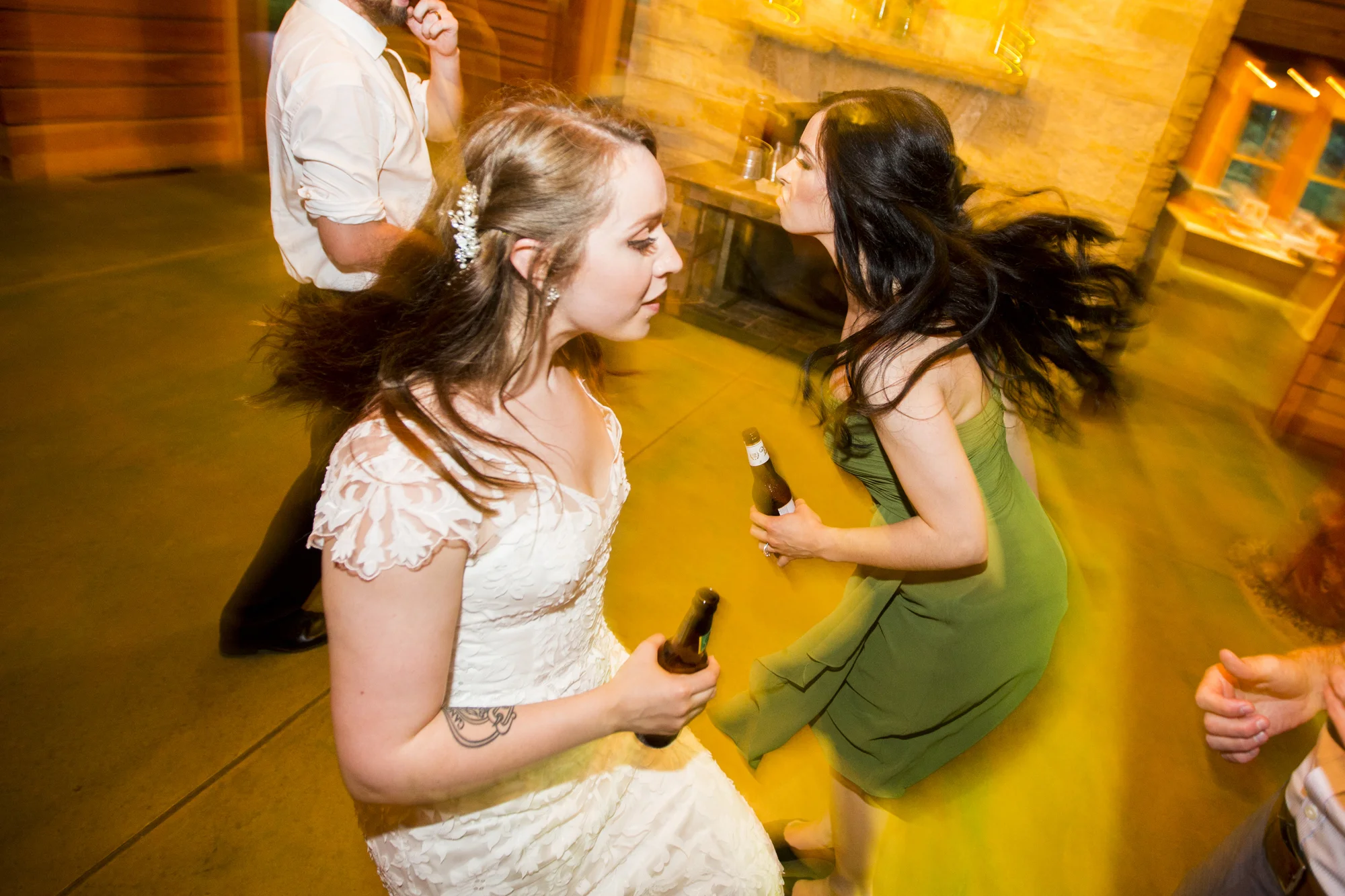Seriously_Sabrina_Photography_Milwaukee_Wisconsin_Wedding_Schlitz_Audubon_Nature_Center_BrunderRife135.jpg
