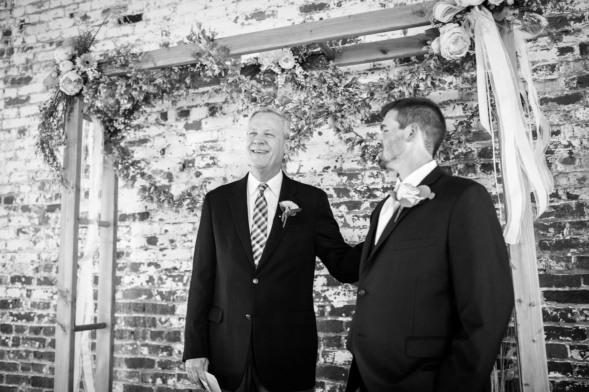 Seriously_Sabrina_Photography_Ashland_Kentucky_Train_Depot_Wedding_Parsons37.jpg