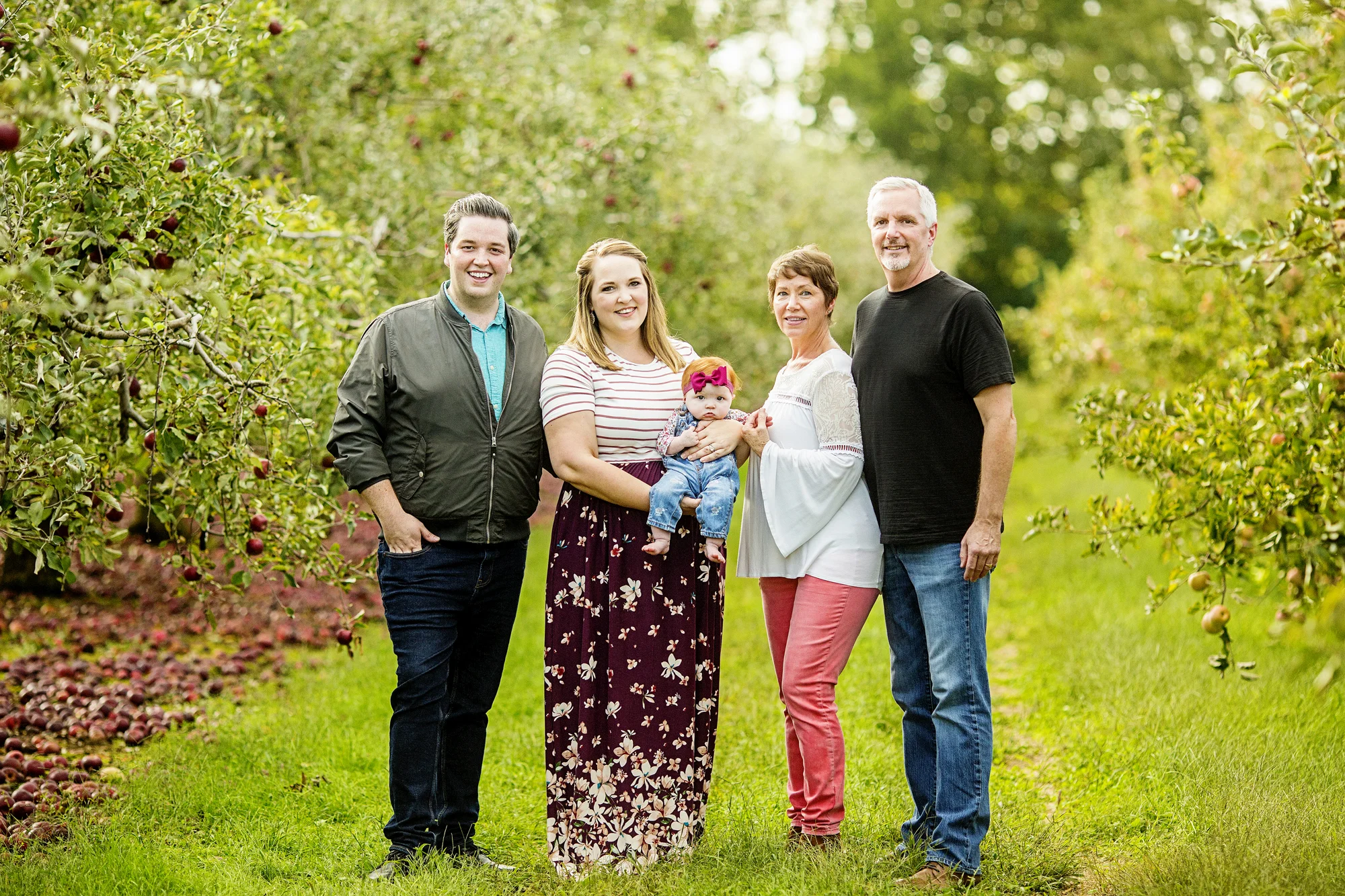 Seriously_Sabrina_Photography_Lexington_Kentucky_Eckert_Boyd_Orchard_Portraits_Good_Family_11.jpg