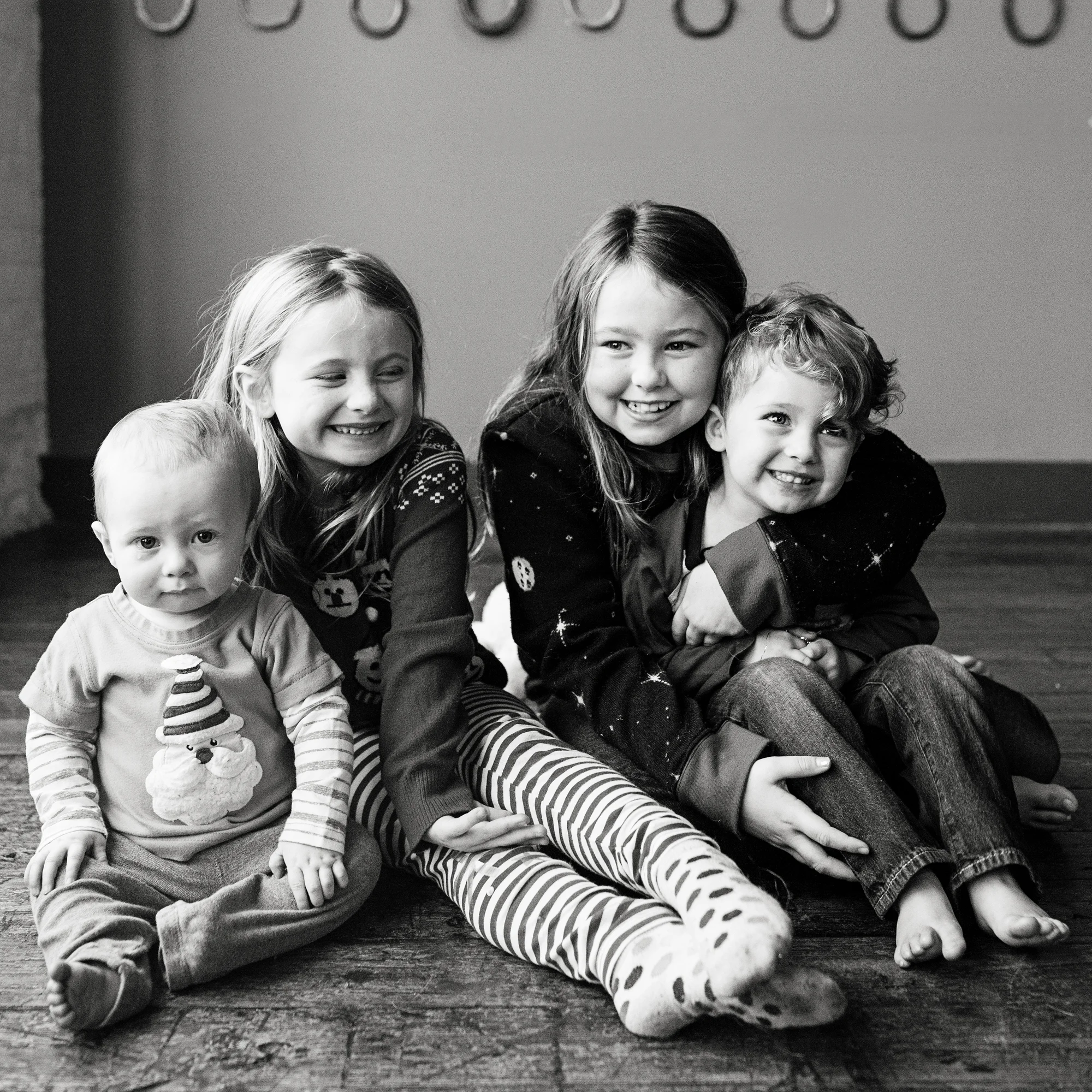Seriously_Sabrina_Photography_Lexington_Kentucky_Blue_Stallion_Family_Session_Donnelly_26.jpg
