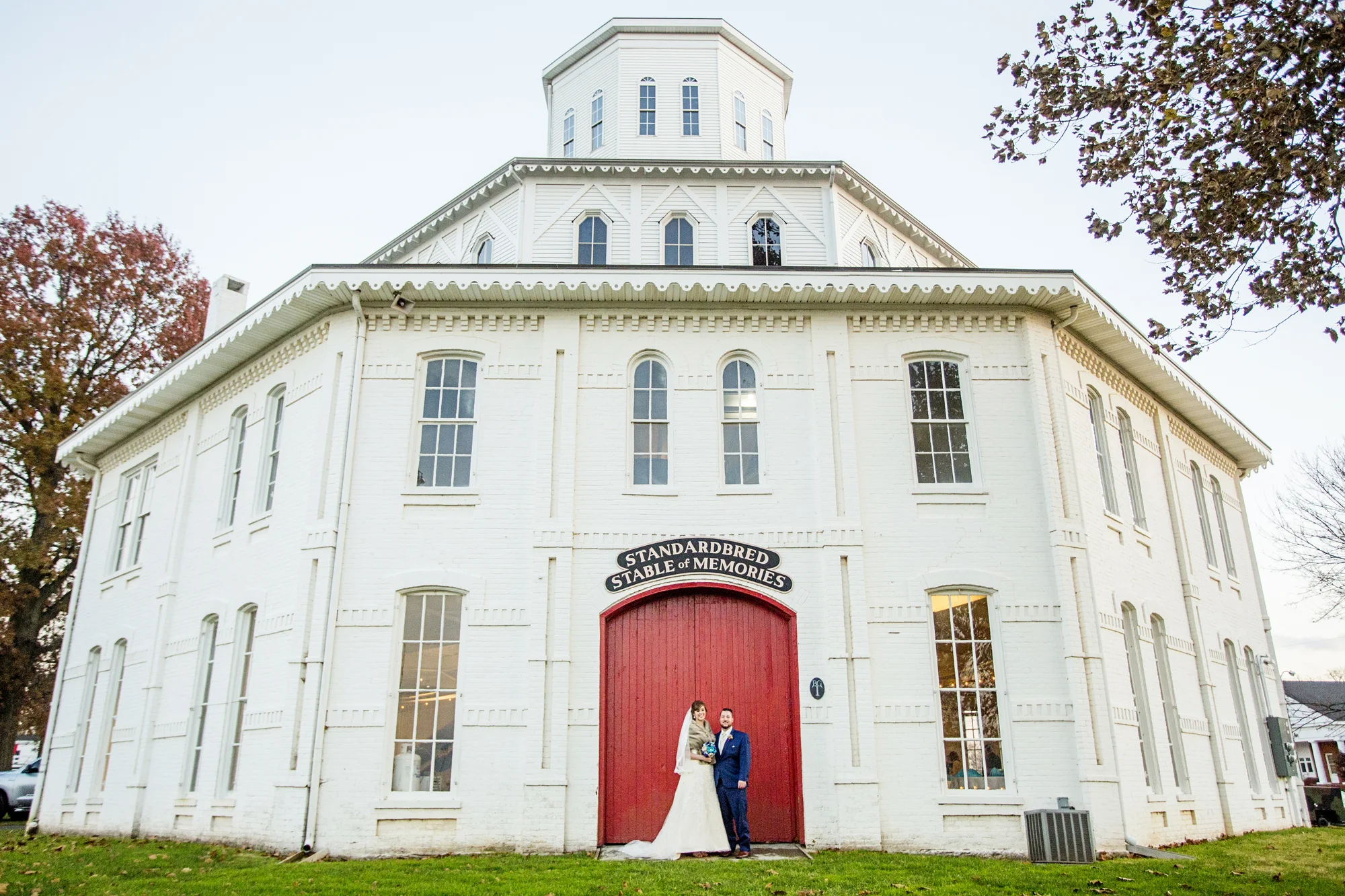 Seriously_Sabrina_Photography_Lexington_Kentucky_21c_Round_Barn_Red_Mile_Wedding_Gorley_46.jpg