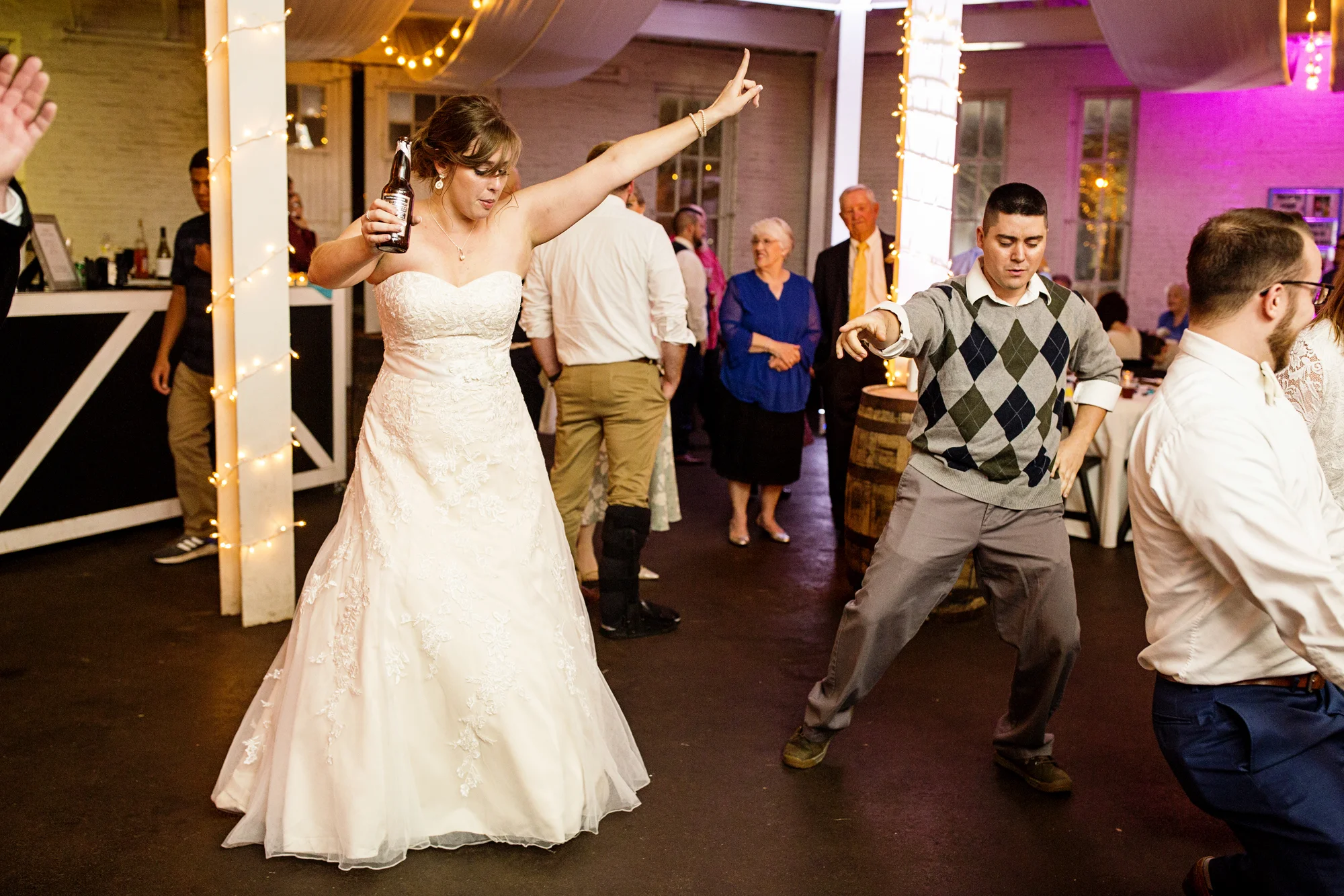 Seriously_Sabrina_Photography_Lexington_Kentucky_21c_Round_Barn_Red_Mile_Wedding_Gorley_135.jpg