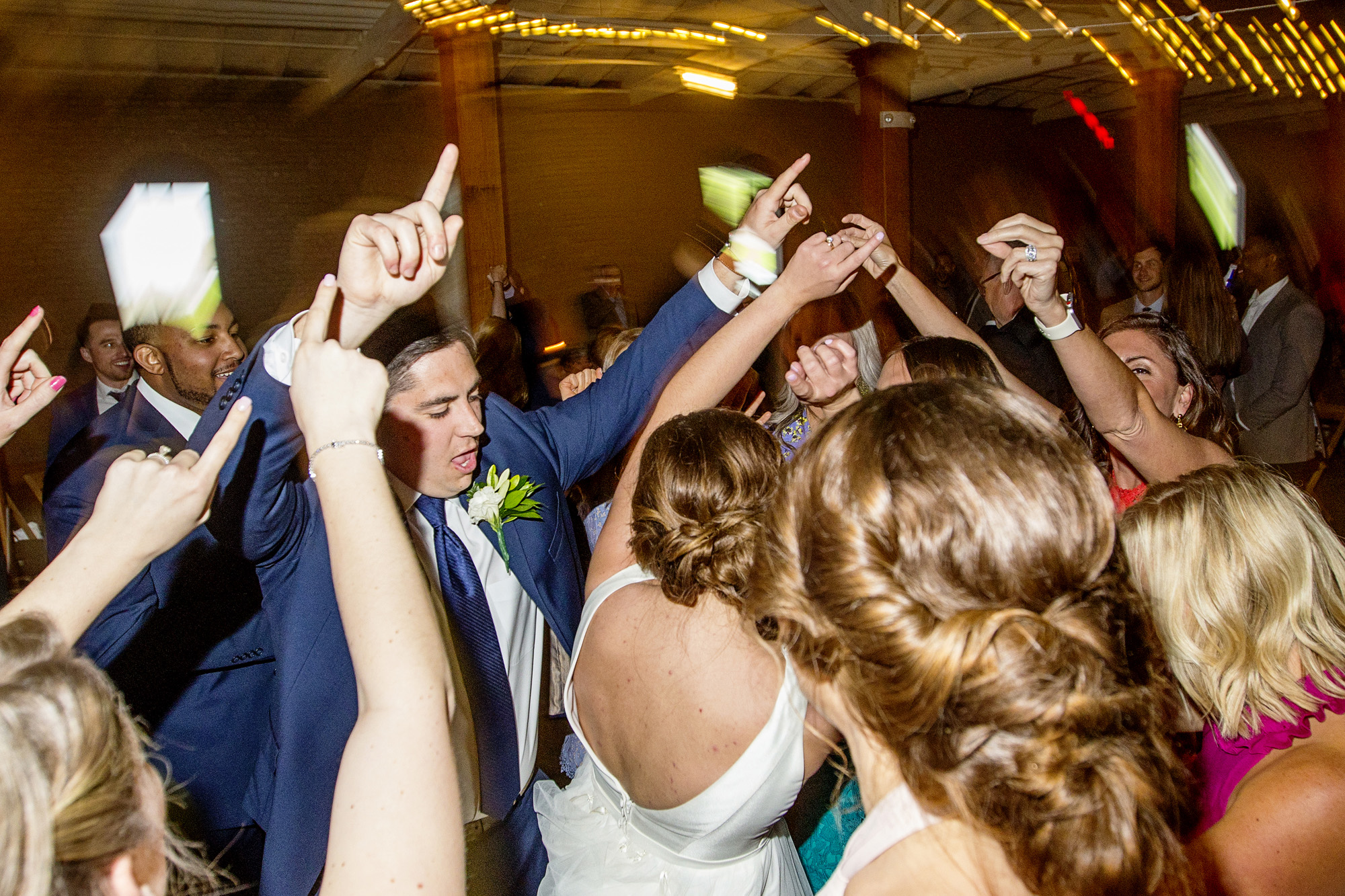Seriously_Sabrina_Photography_Lexington_Kentucky_Manchester_Music_Hall_Wedding_Mesmer_129.jpg