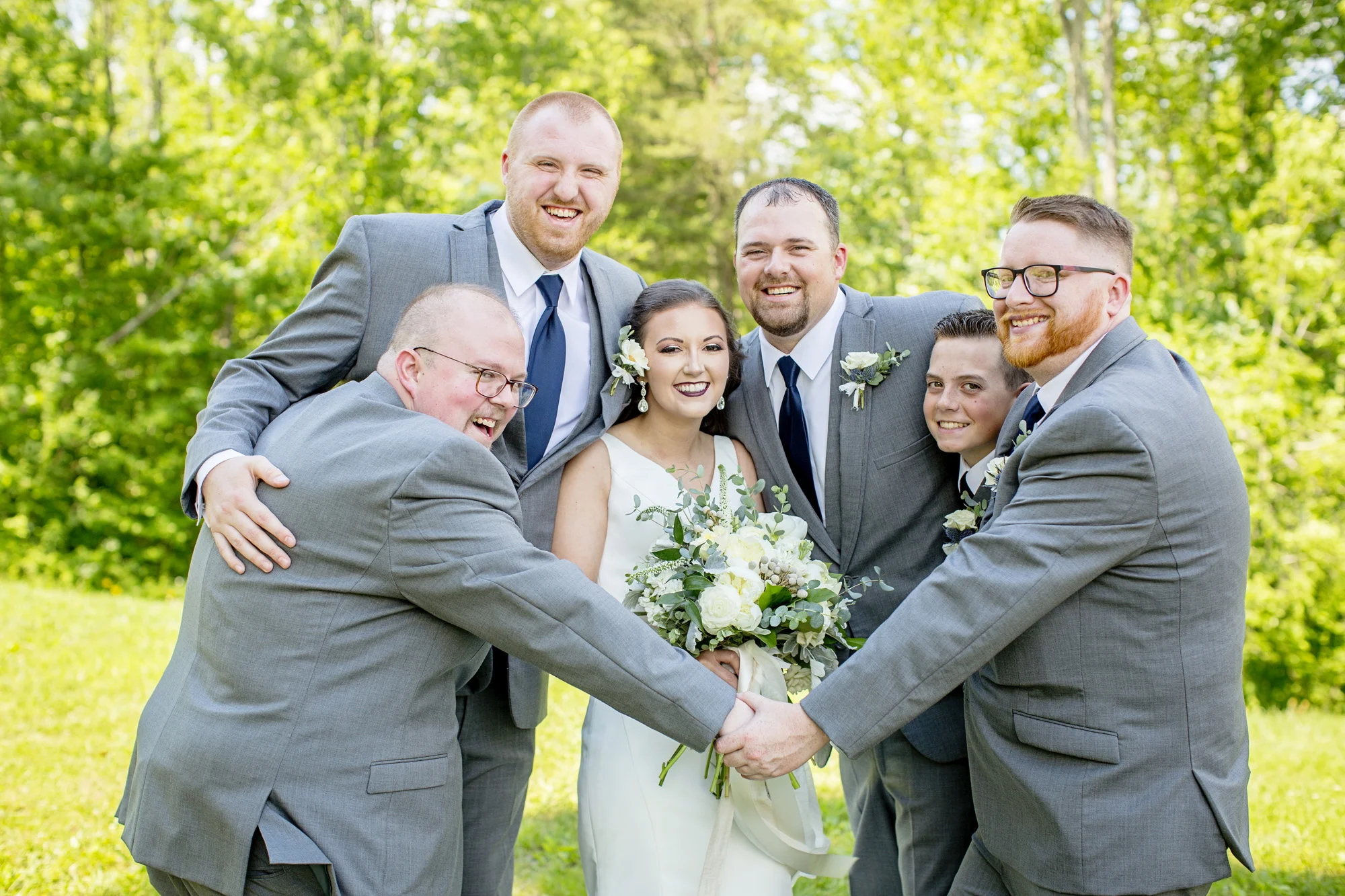Seriously_Sabrina_Photography_Red_River_Gorge_Wedding_Barn_Robinson43.jpg