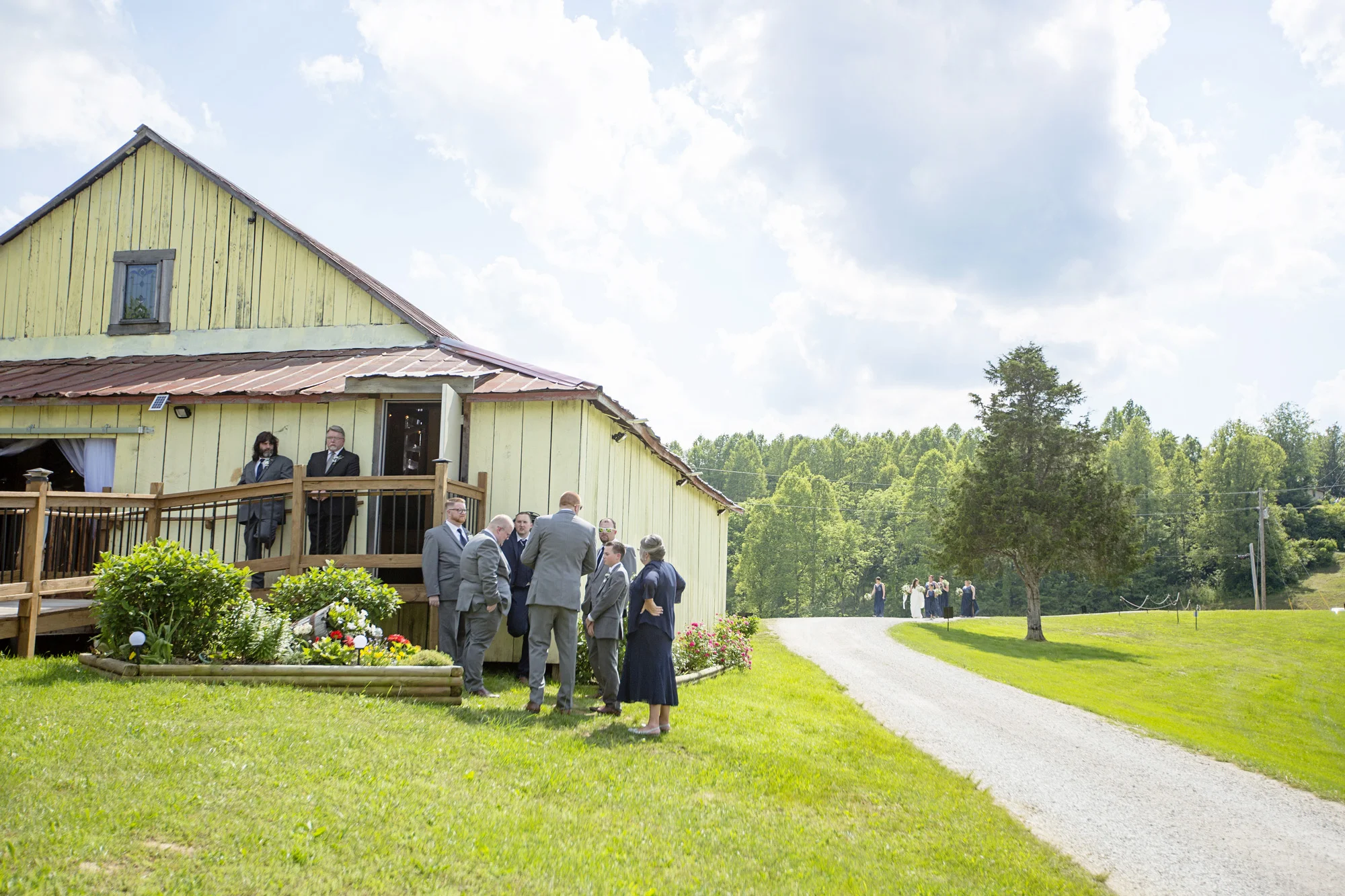 Seriously_Sabrina_Photography_Red_River_Gorge_Wedding_Barn_Robinson54.jpg