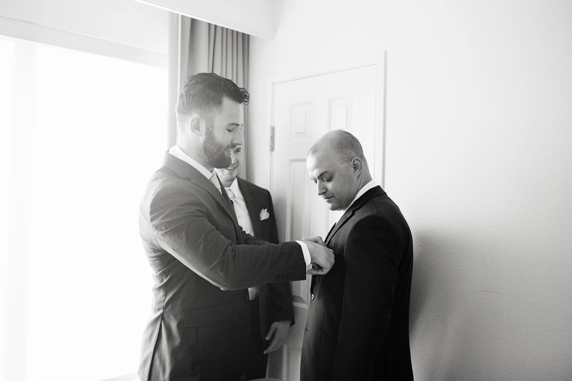 Seriously_Sabrina_Photography_Lexington_Kentucky_Pax_Christi_Round_Barn_Wedding_Beath_9.jpg
