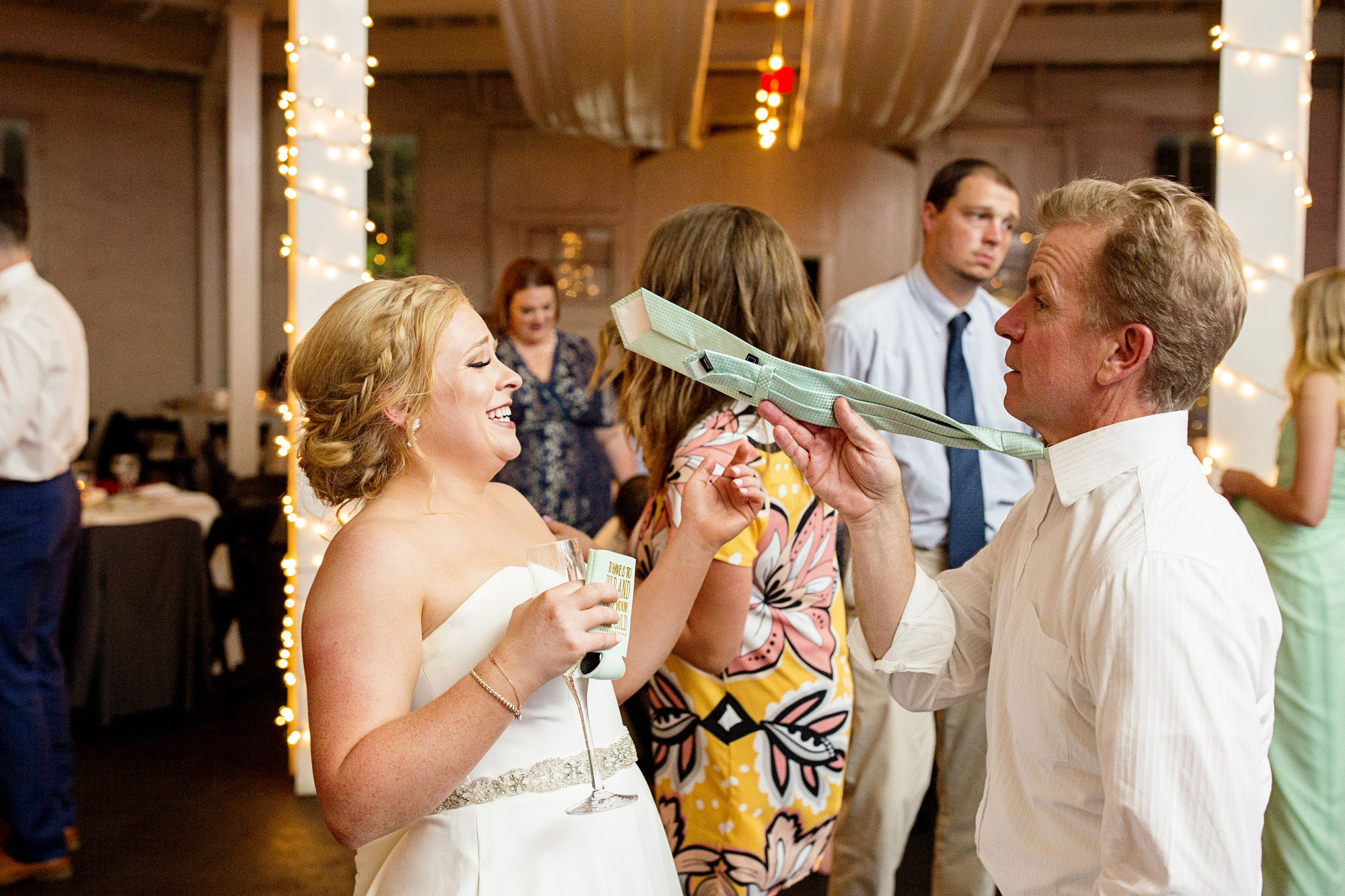Seriously_Sabrina_Photography_Lexington_Kentucky_Pax_Christi_Round_Barn_Wedding_Beath_115.jpg