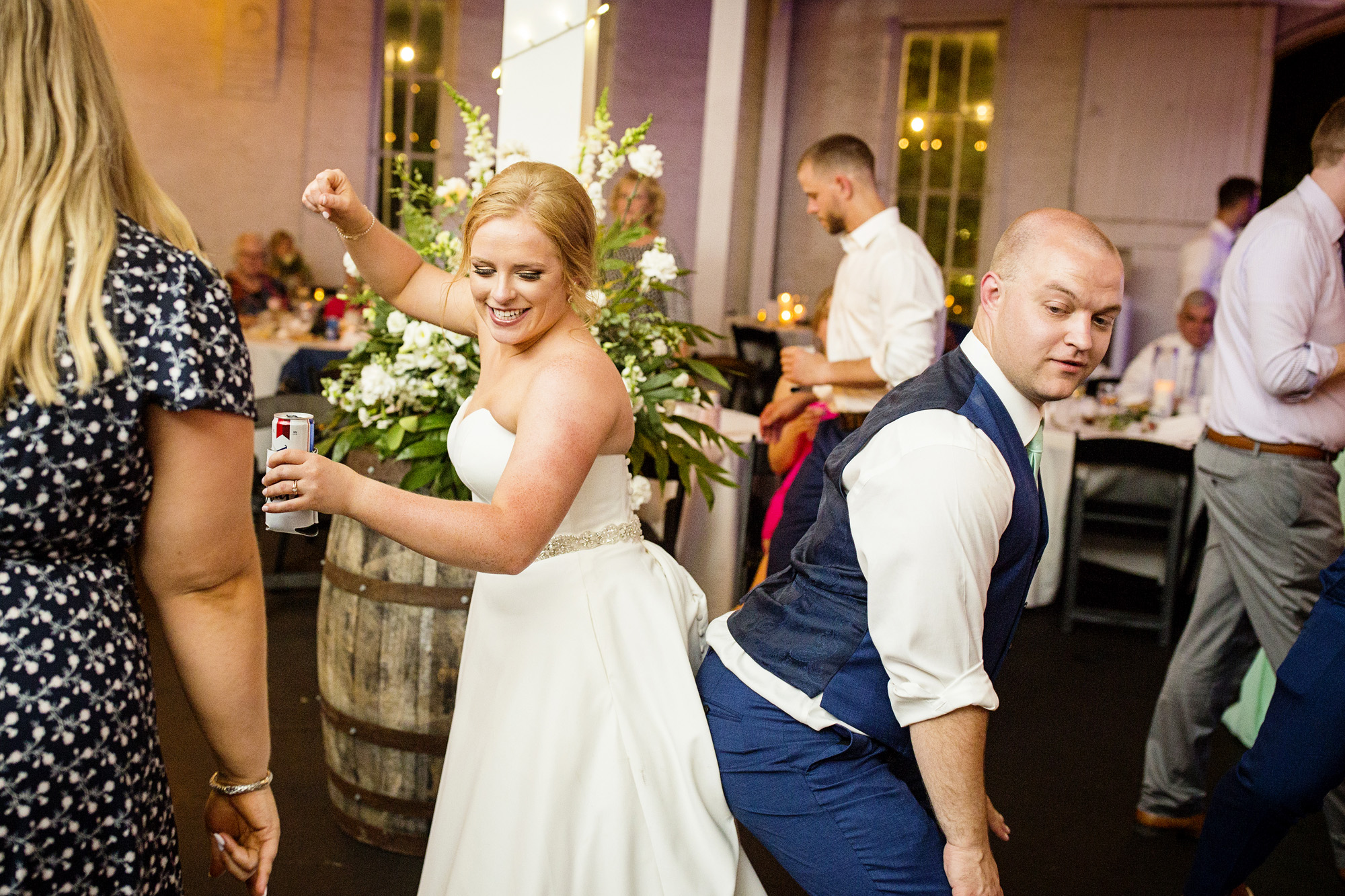 Seriously_Sabrina_Photography_Lexington_Kentucky_Pax_Christi_Round_Barn_Wedding_Beath_136.jpg