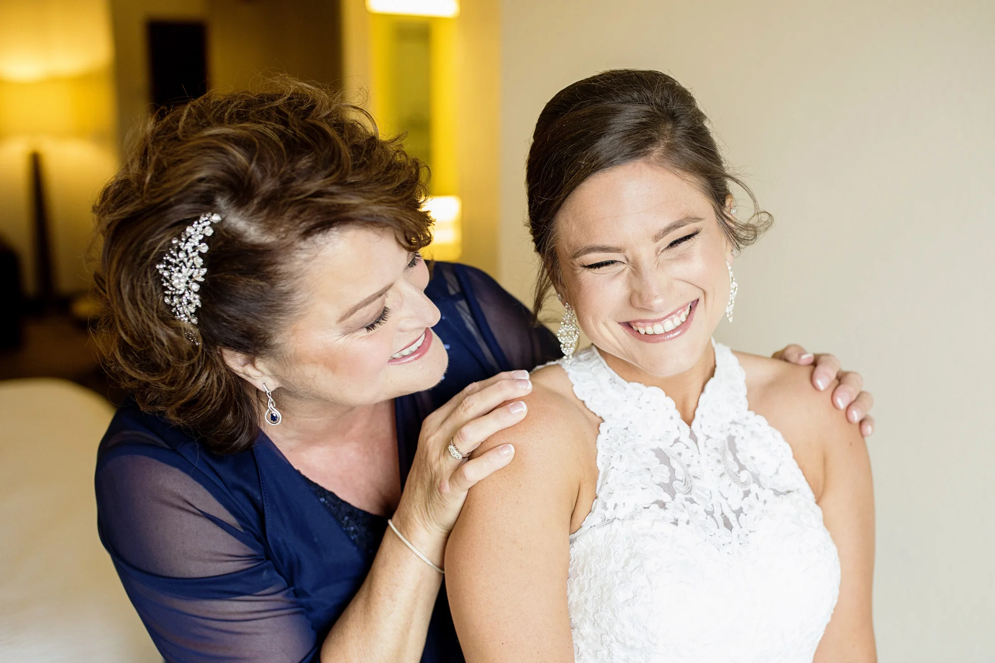Seriously_Sabrina_Photography_Lexington_Kentucky_Round_Barn_Red_Mile_Stable_of_Memories_Wedding_Hart_20.jpg