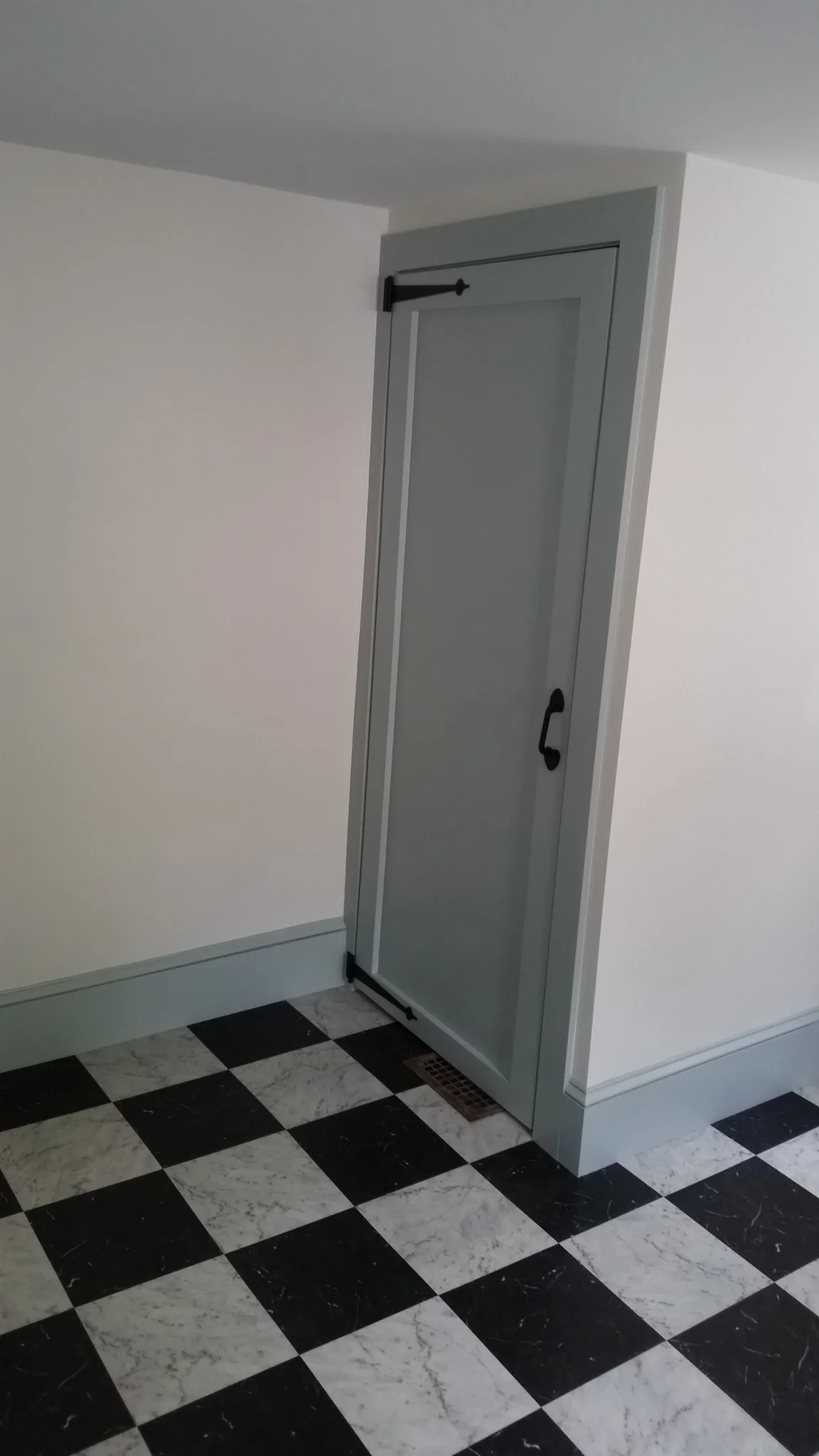 BATHROOM AFTER