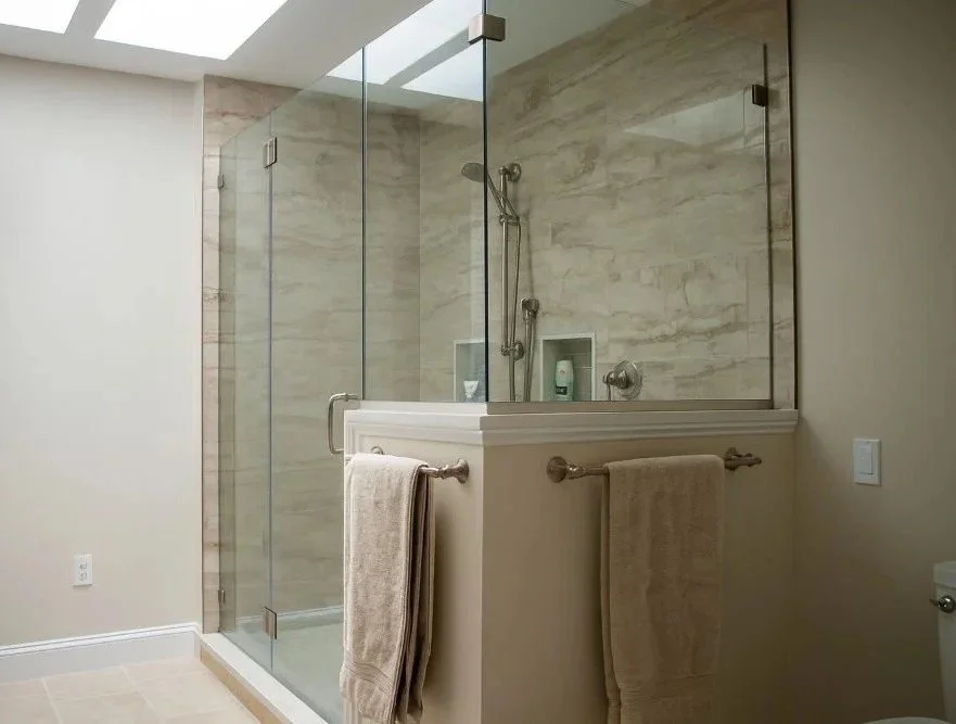                   Smart Ways to Make a Small Bathroom Feel Bigger During a Remodel
