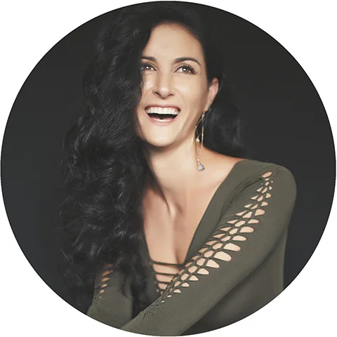 Taryn - Owner of Kaikini Bikinis