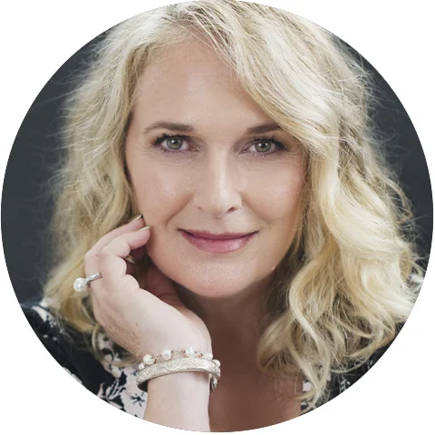 Kimberly - Realtor, wife, mother