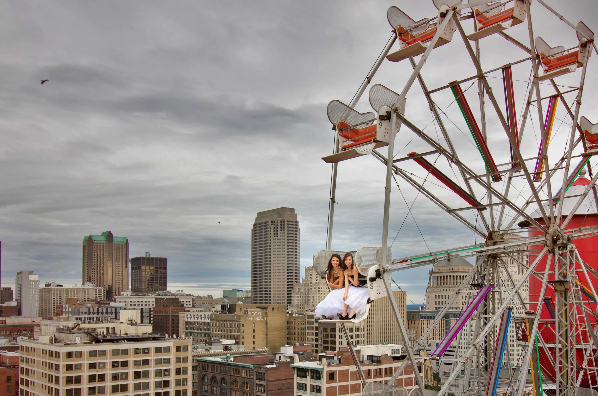 Saint Louis Ferris Wheel, Photography done by Jenna Carlie Los Angeles Based Photographer
