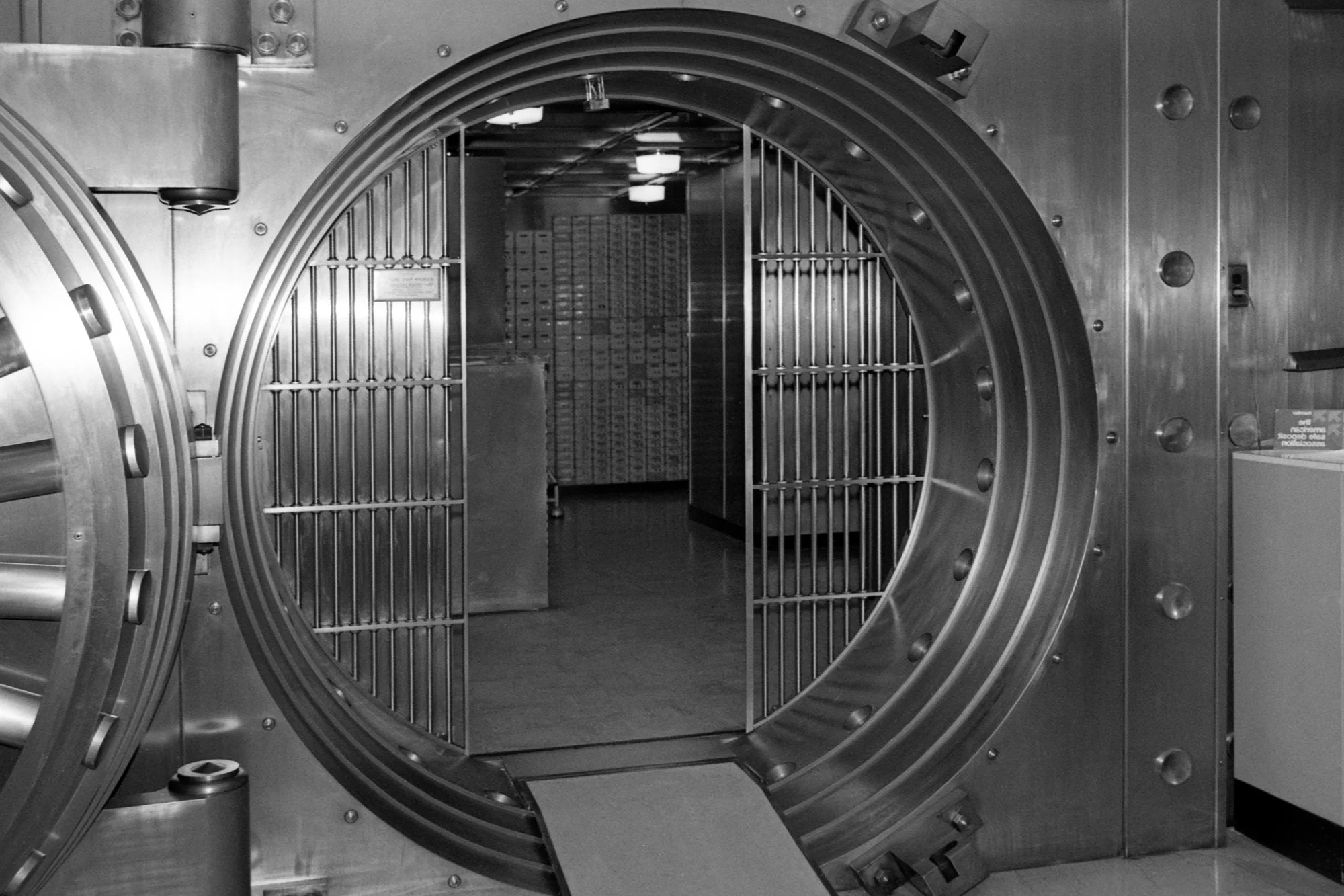 Wall 3_20x30_1976 First National Bank Safe Department.jpg