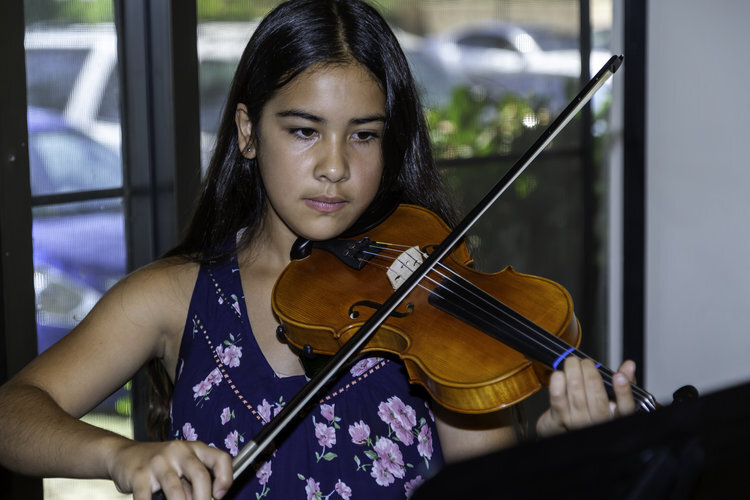 Music Lessons, Piano Lessons, Guitar Lessons, Voice Lessons, Violin Lessons .Fresno and Clovis
