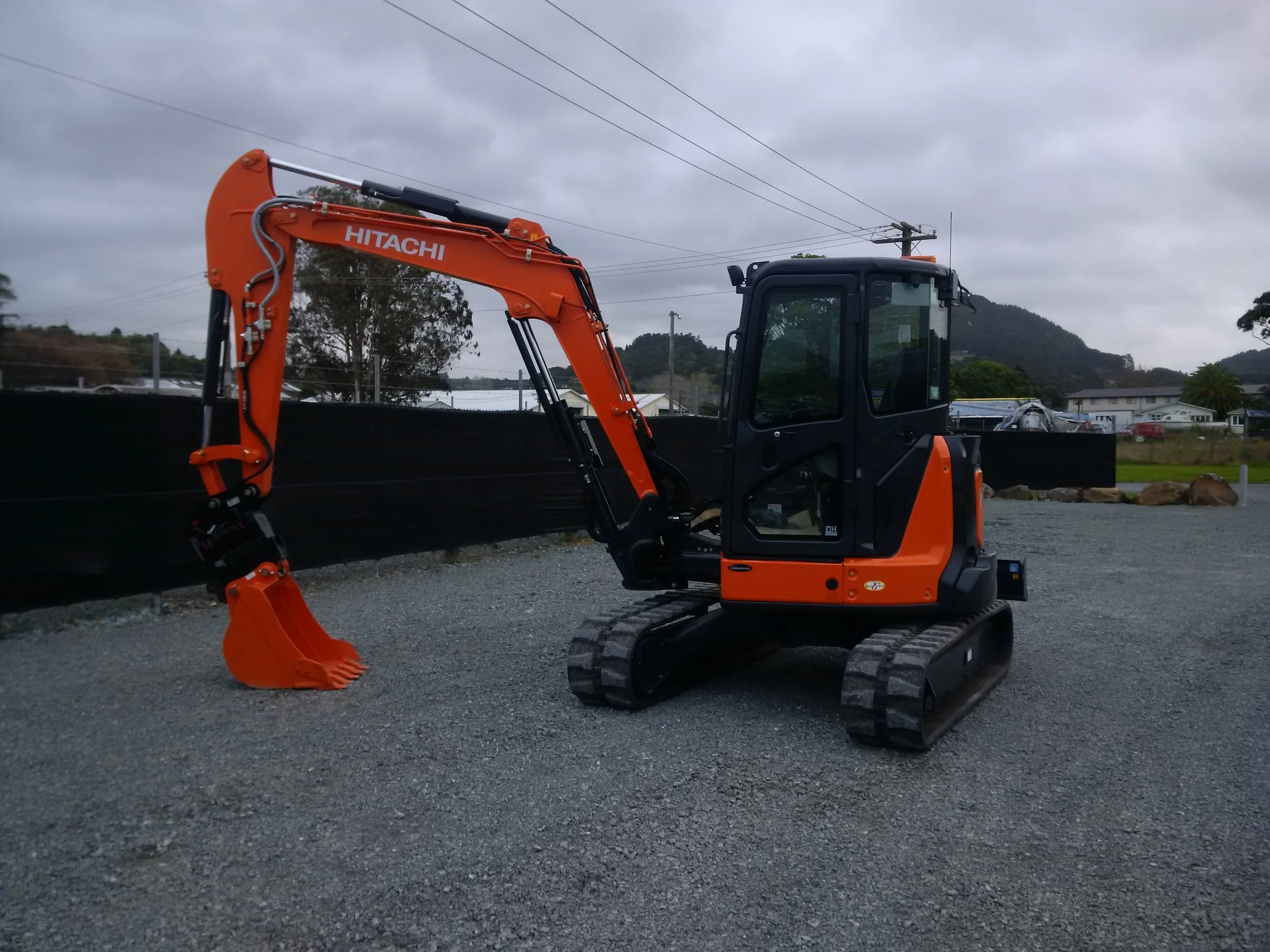 5-6 TON EXCAVATORS front view for hire
