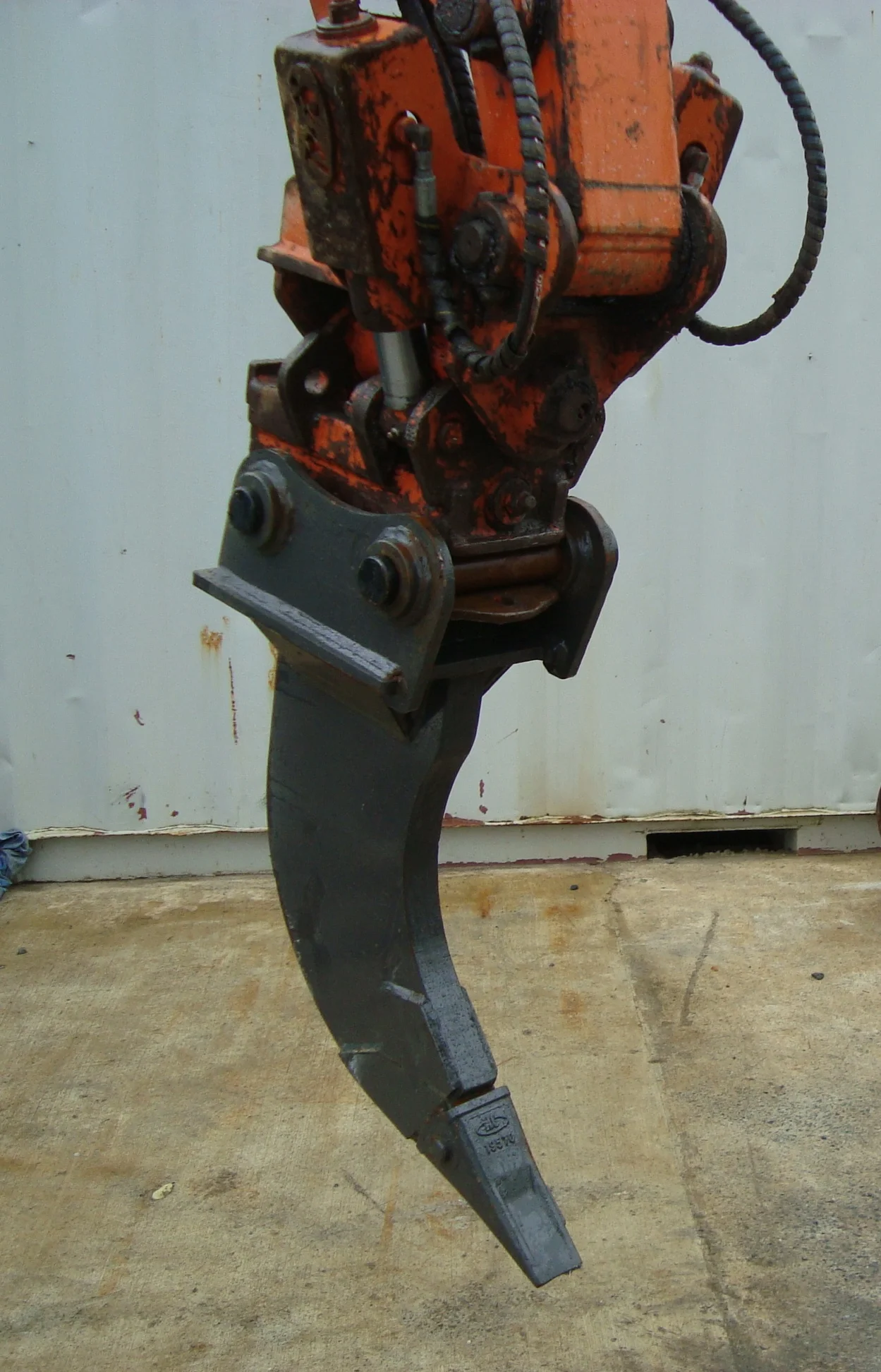 Ripper Attachment for hire or rental