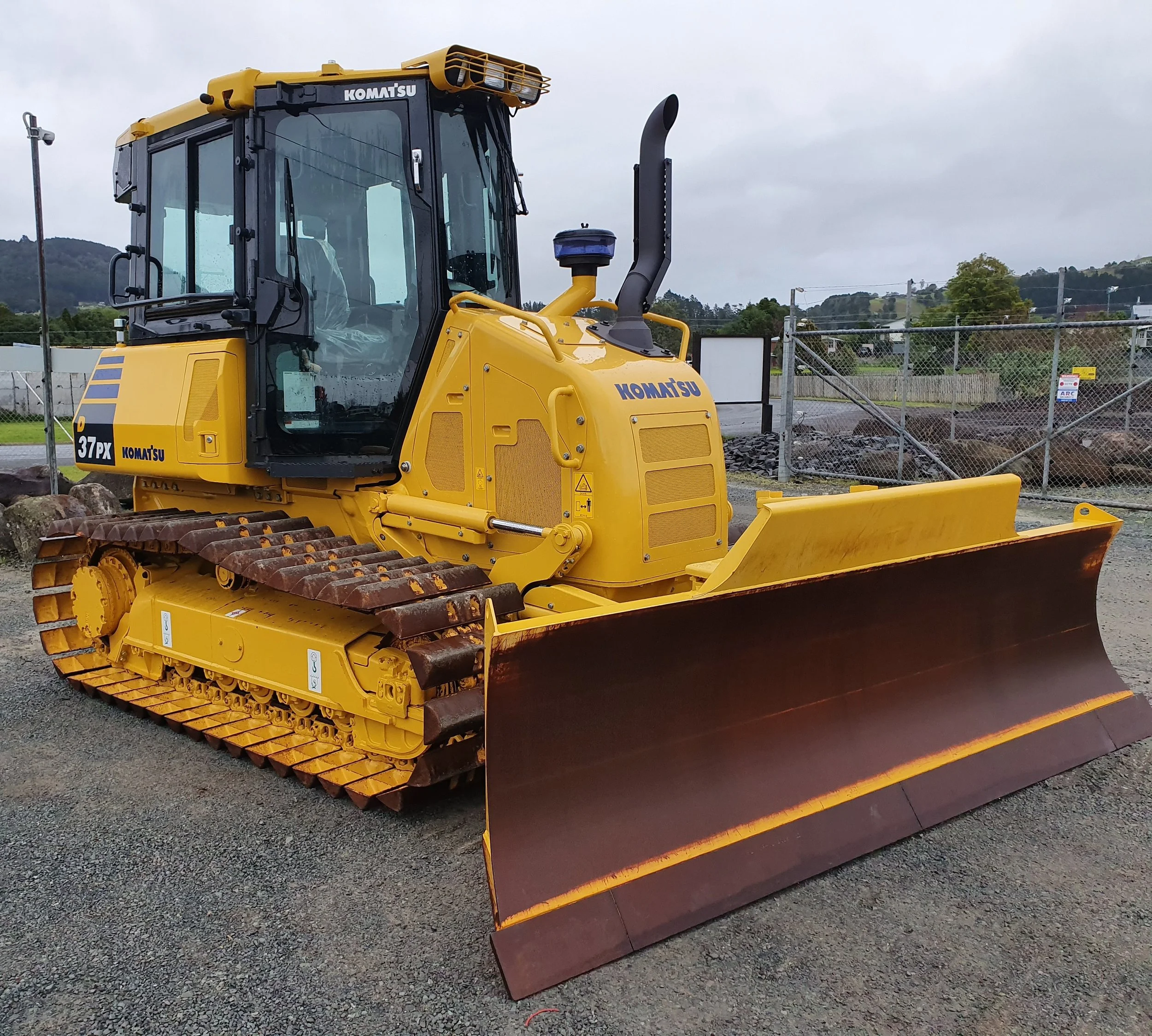 D37 9T Komatsu Dozer  for hire or rental