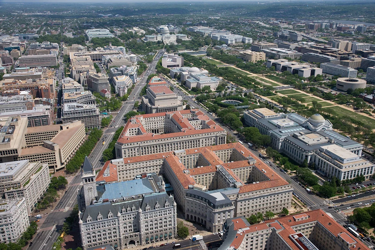 Federal_Triangle_-_facing_east-web.jpg