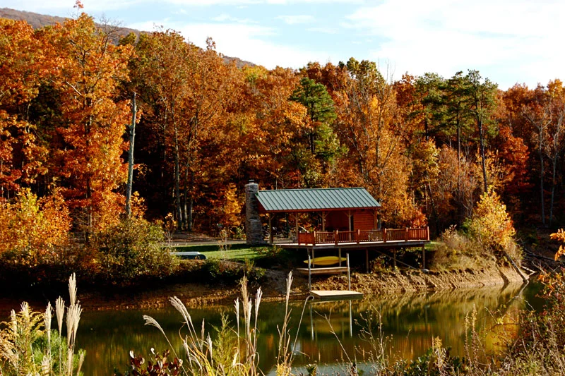 this is YOUR lake! equipped with all kind of lake style fun...