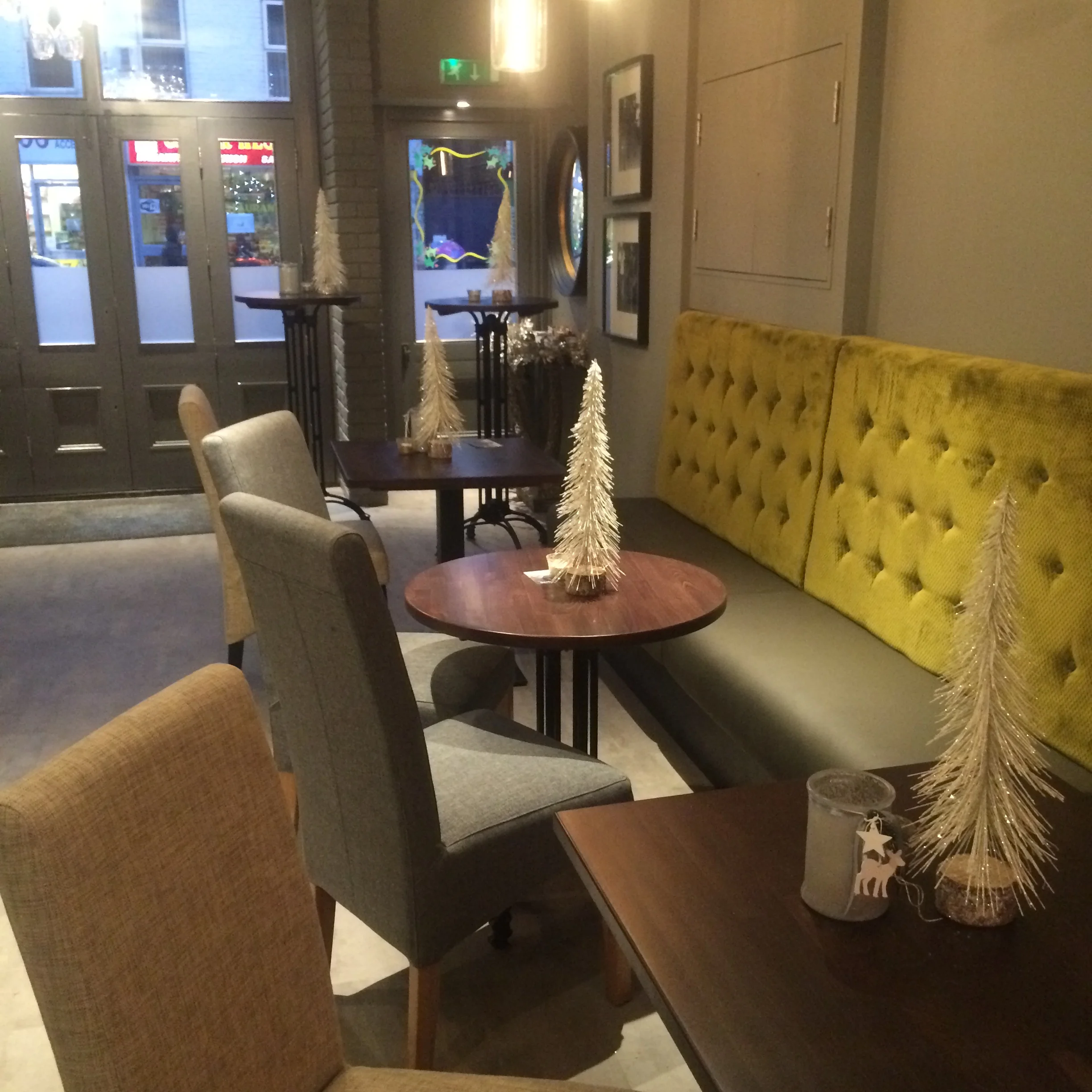 057.JPG