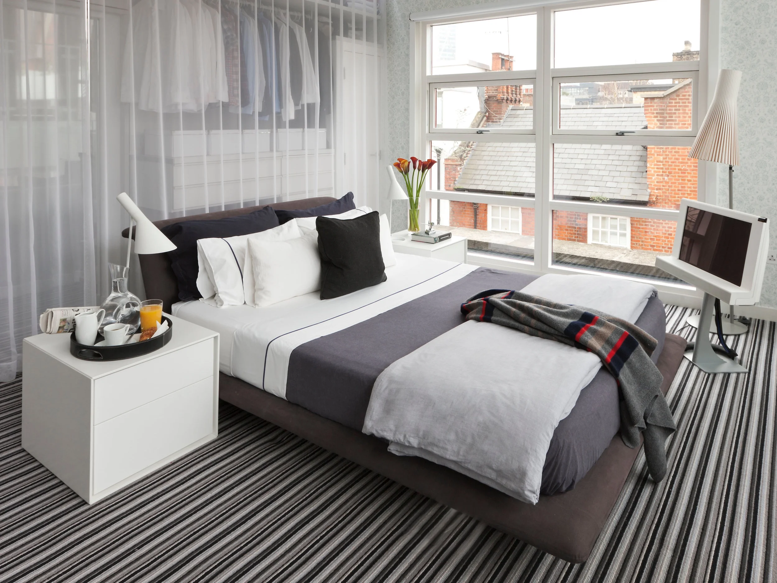 24+-+Shoreditch+Loft+Apartment.jpg