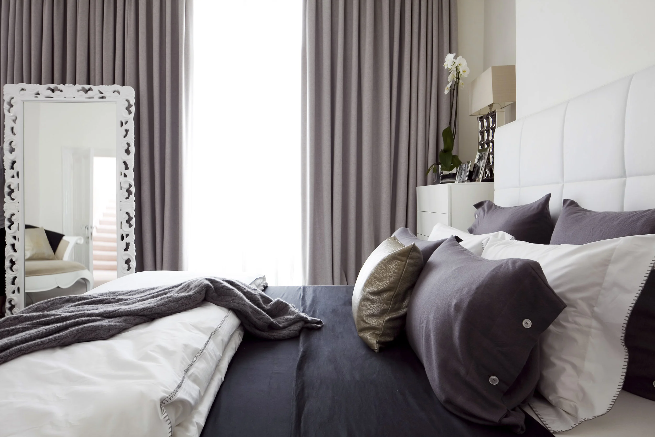  03/08/2010. Interior designer Maurizio Pellizzoni's Chelsea project, No. 7 Bramerton Street, London SW3, owned by Joe and Carly Cole.   