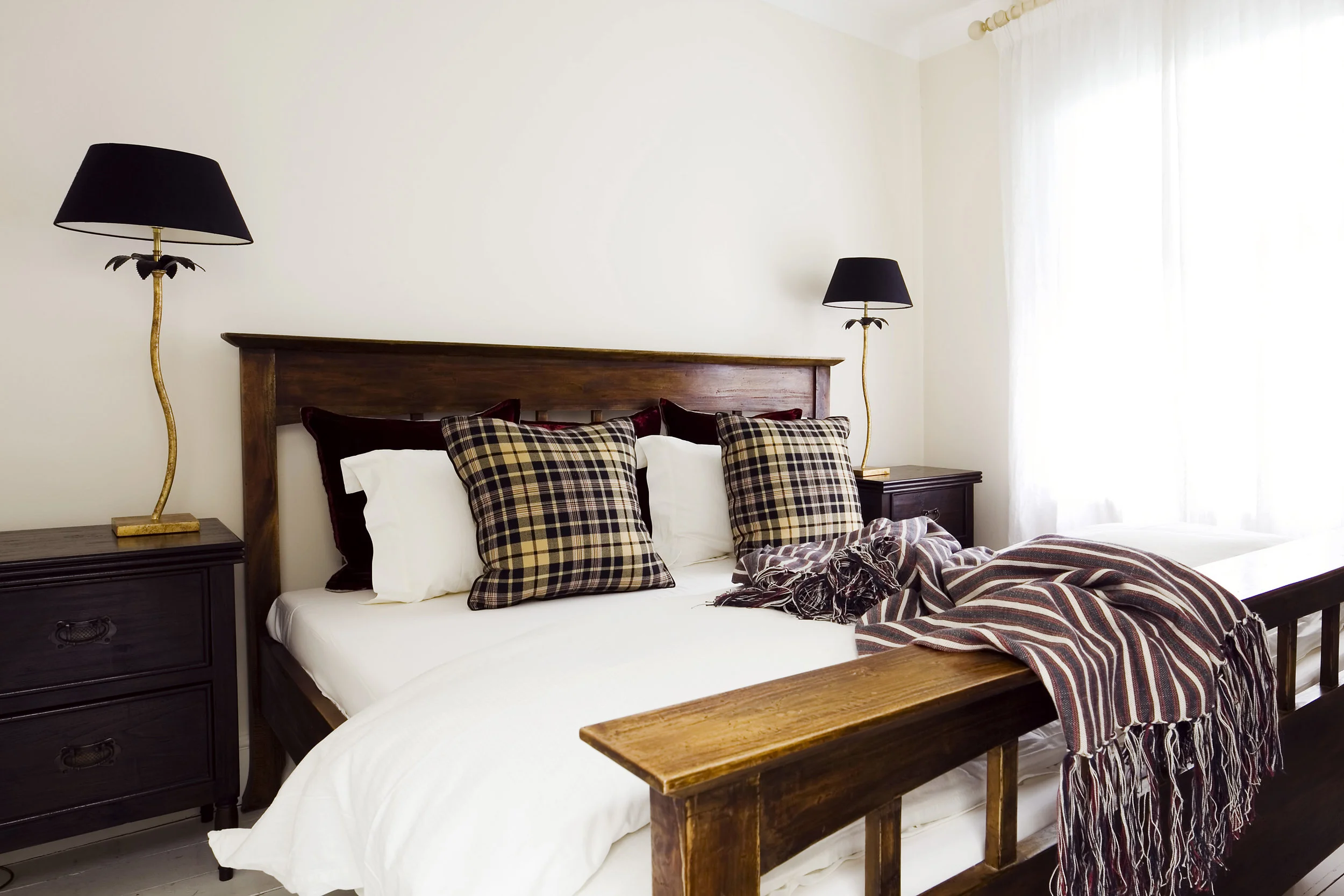  03/08/2010. Interior designer Maurizio Pellizzoni's Chelsea project, No. 7 Bramerton Street, London SW3, owned by Joe and Carly Cole.   