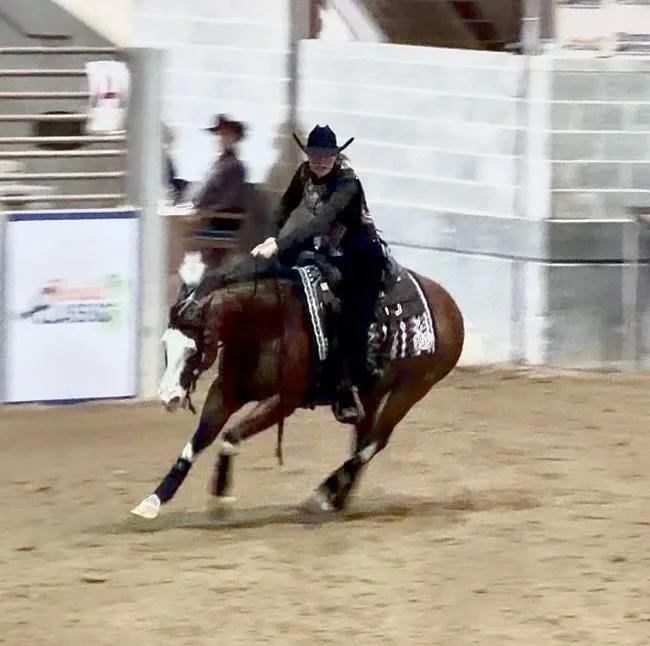 Beautiful run for Carrie Quraishi and A Vintage Spooks in the FL Classic Derby today! This pair has come so far in a year, and we are so proud of them! 👏